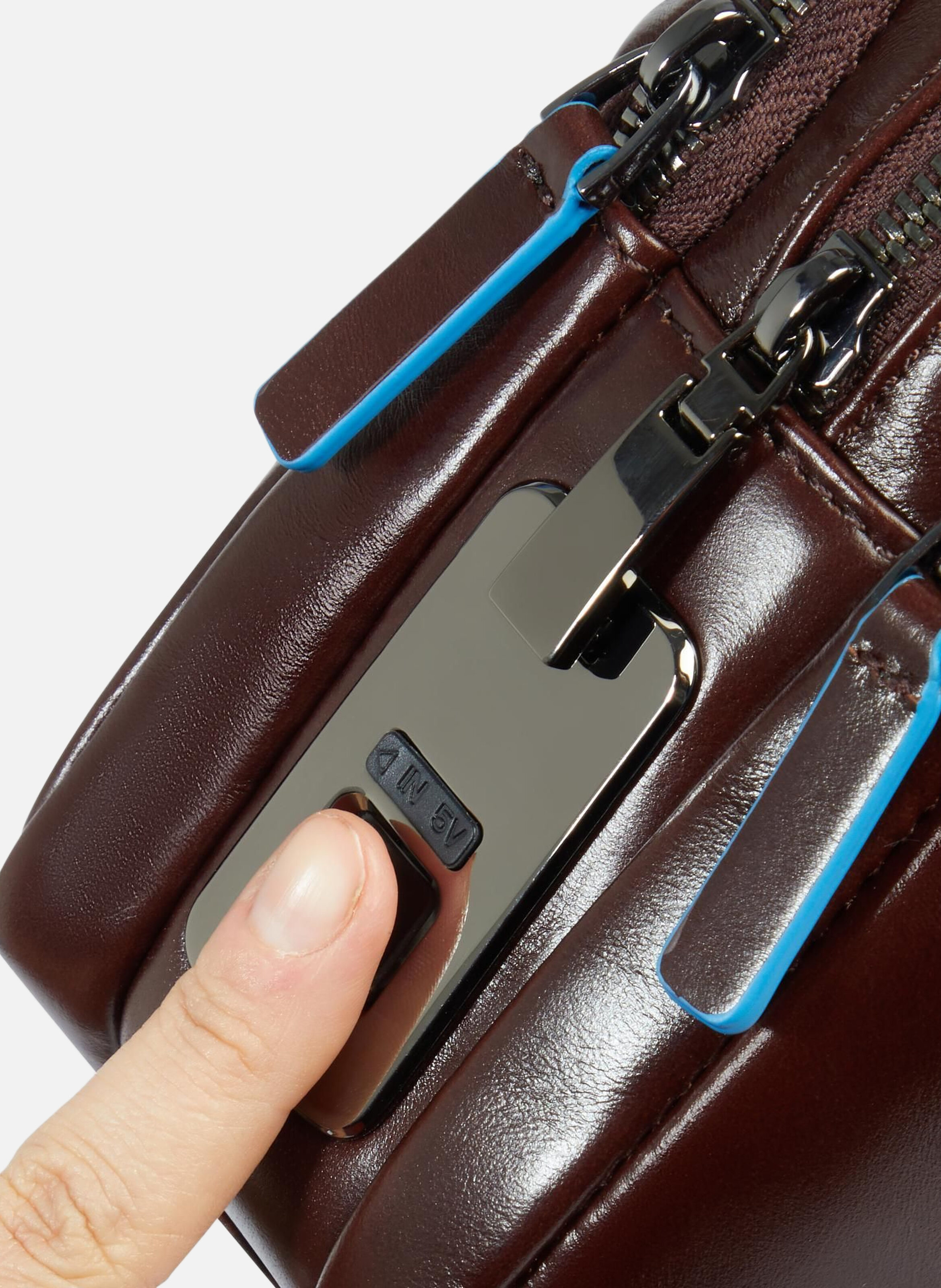 Handtas met vingerafdrukslot PIQUADRO Bruin