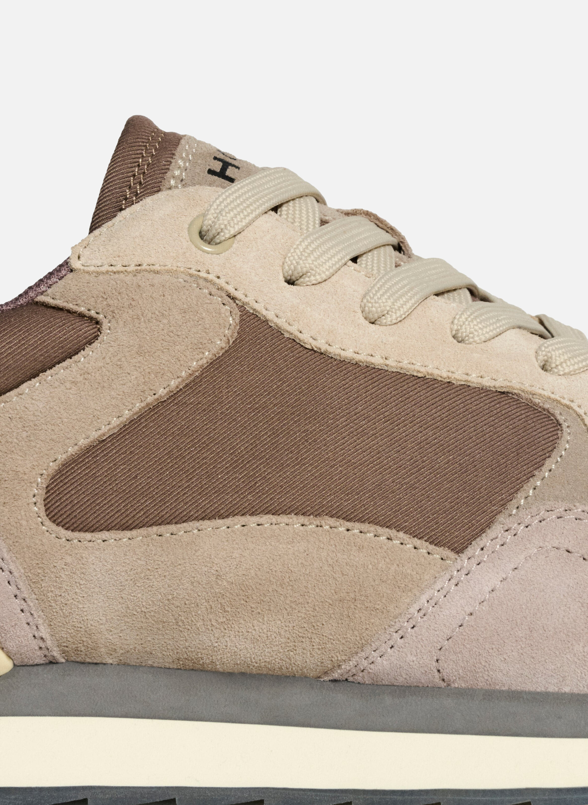 Baskets CITY SIDNEY HOFF Beige