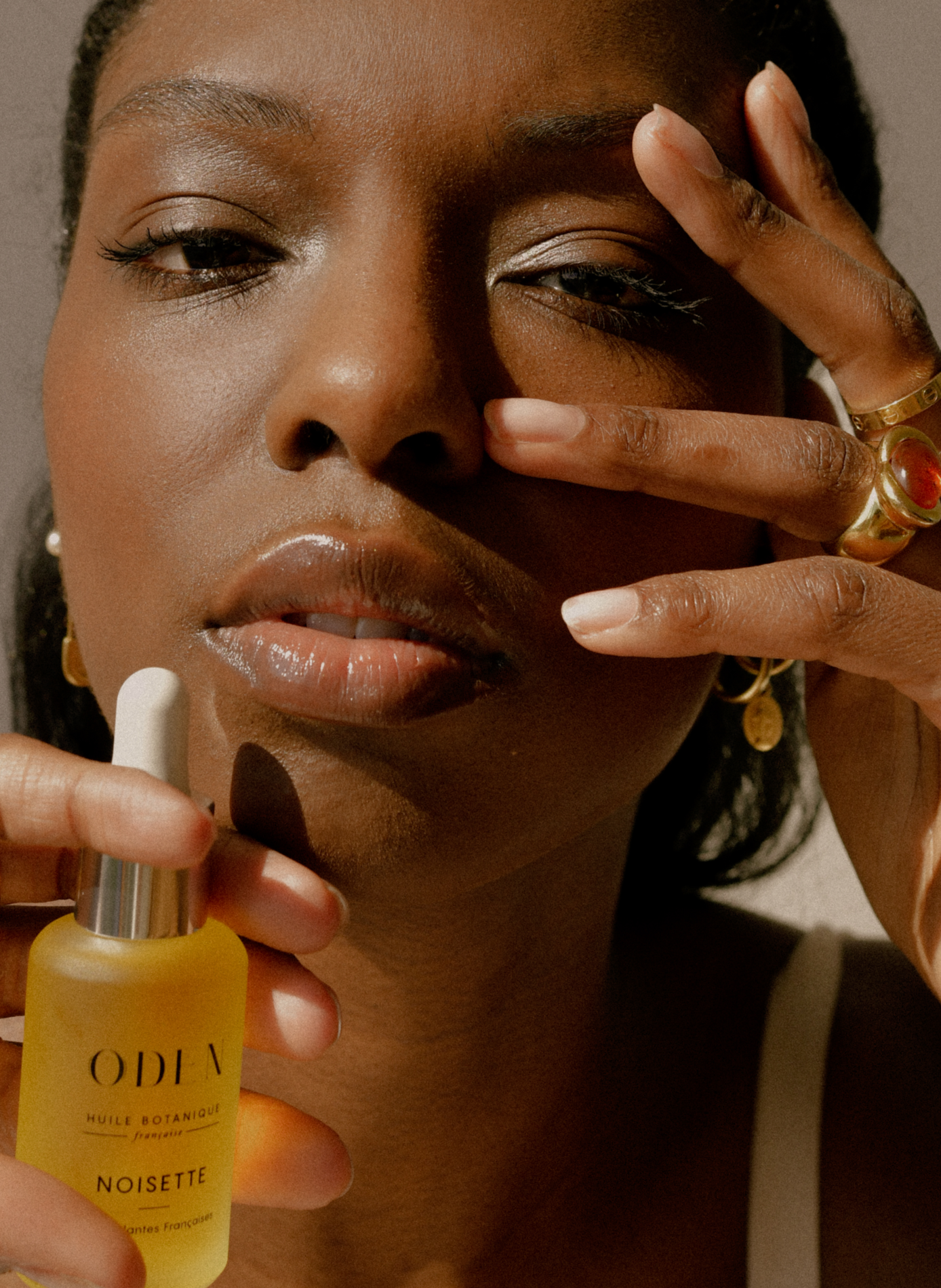 Hazelnut botanical oil ODEN No color