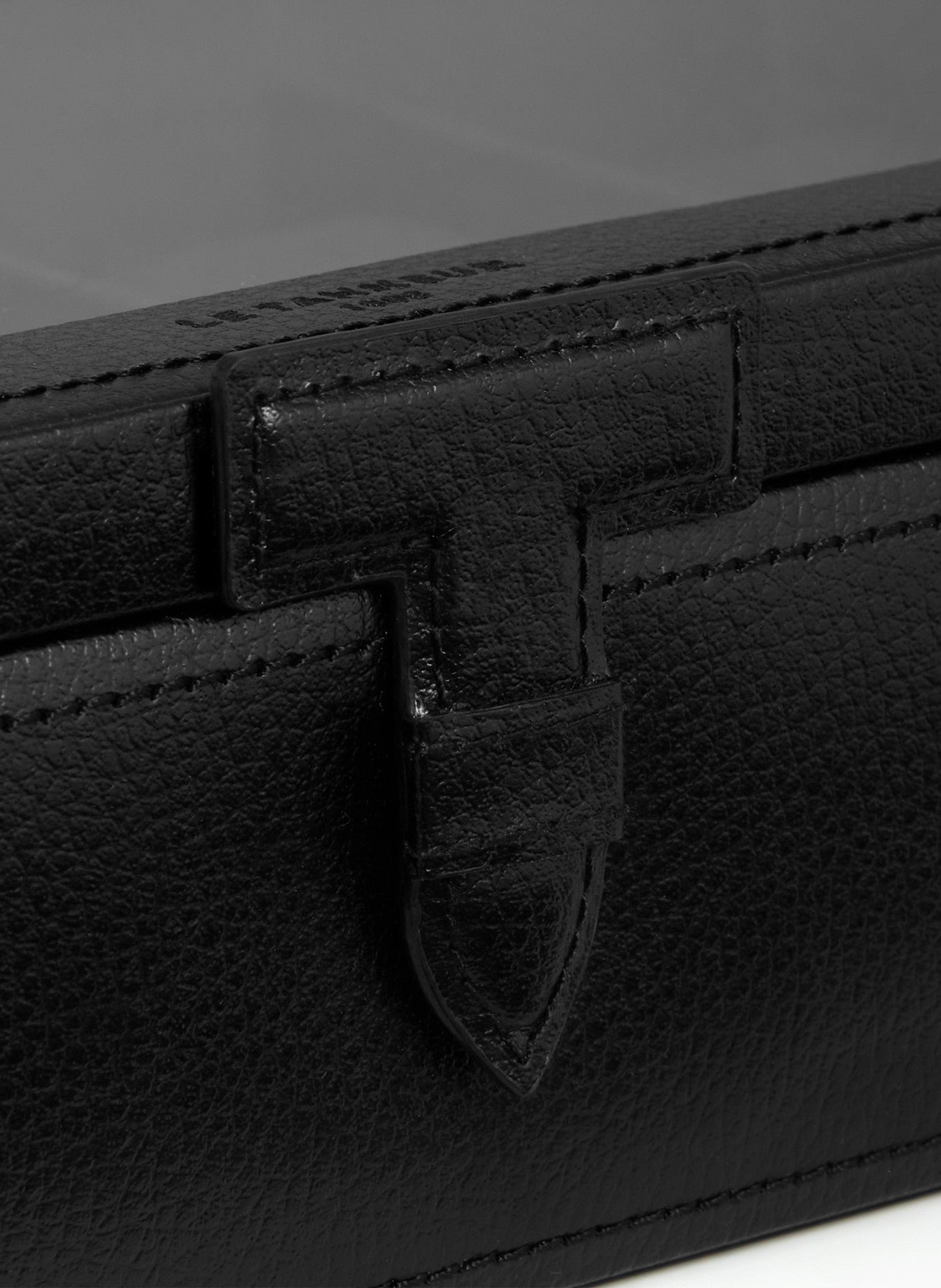 Coffret 12 montres en cuir LE TANNEUR Noir