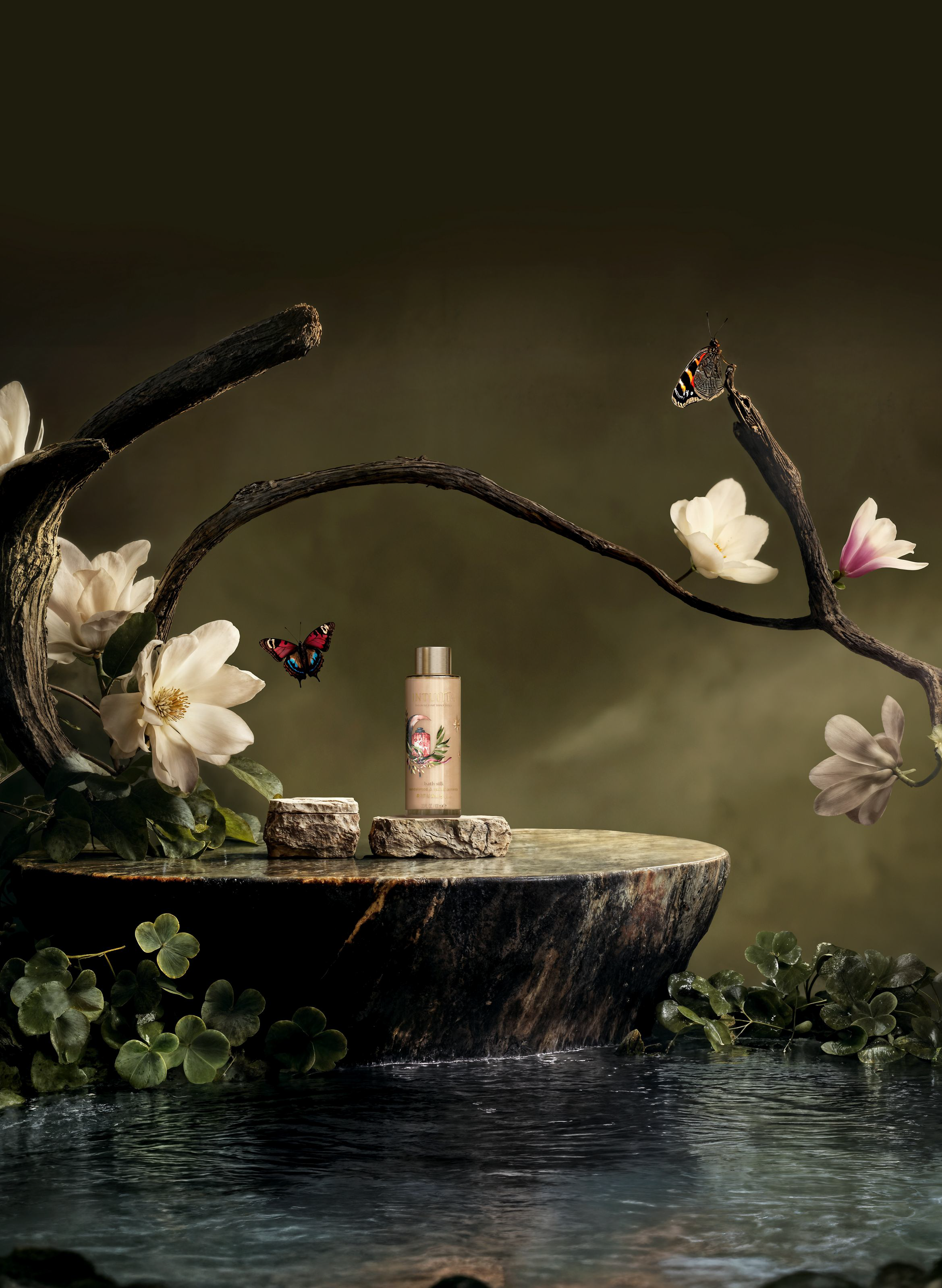 Intuitia - Iridescent Bath Milk RITUALS No color