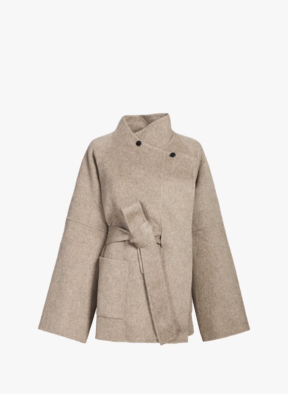 Manteau large en laine | Beige by VIKTORIA CHAN Manteau large en laine Beige