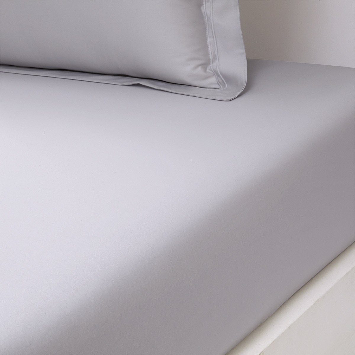 Drap housse pour lit articulé en satin, triomphe YVES DELORME Gris