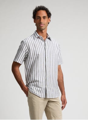 Chemise à rayures AU PRINTEMPS PARIS Chemise à rayures AU PRINTEMPS PARIS