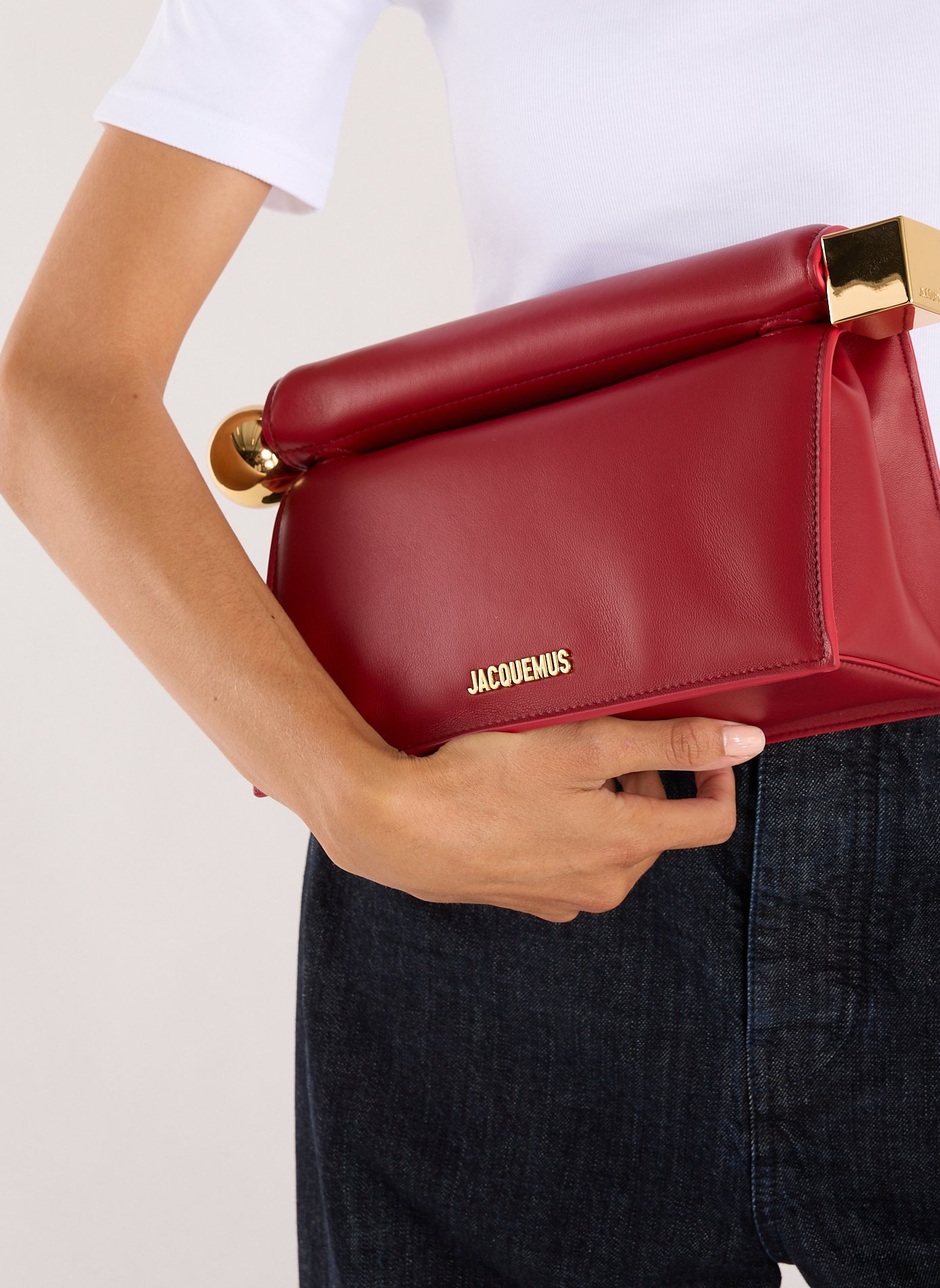 La Pochette Rond Carré clutch  JACQUEMUS Red