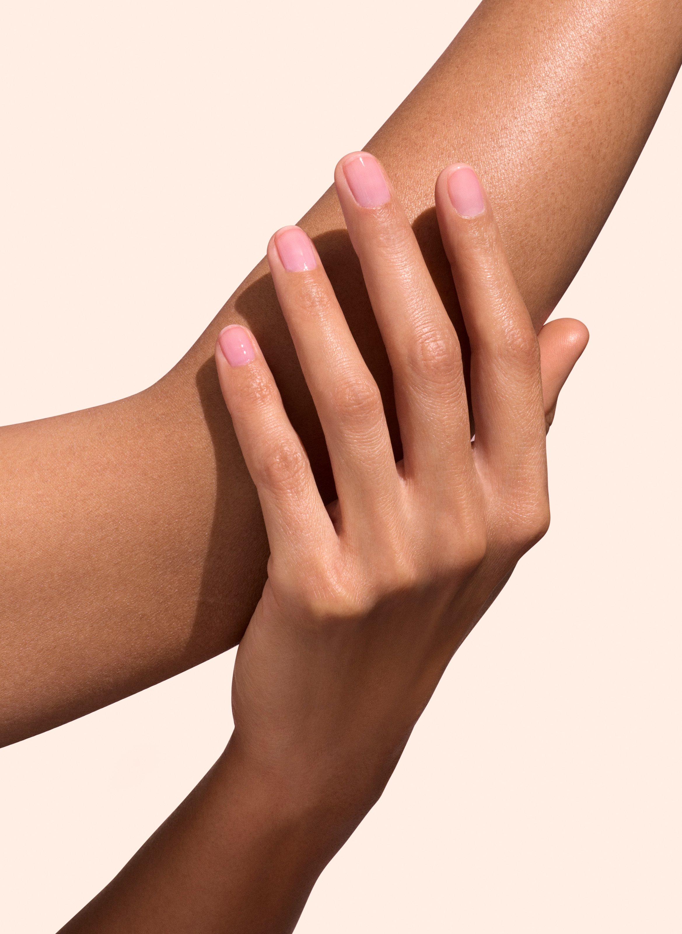 Active Glow MANUCURIST Grape