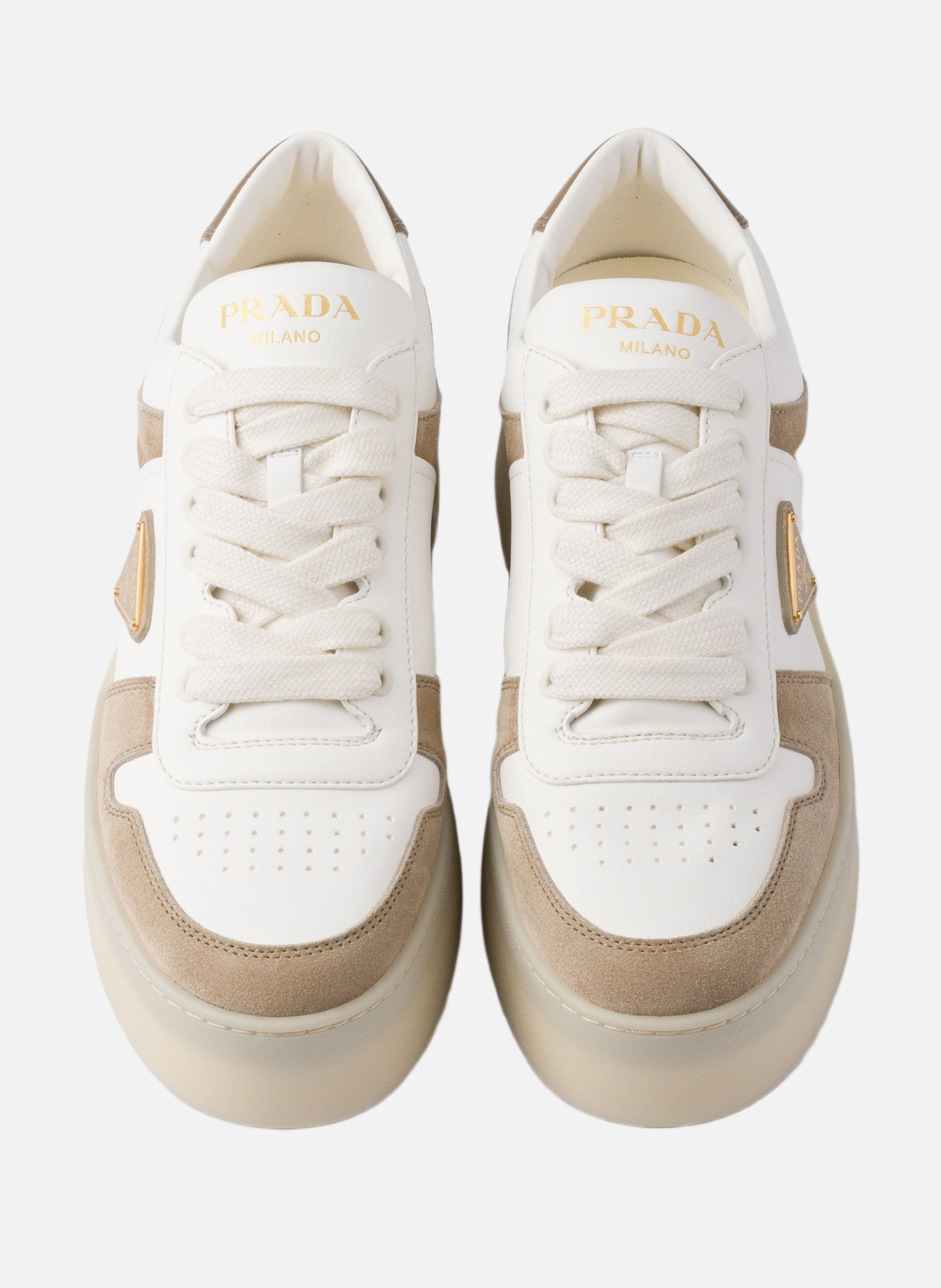 Sneakers downtown bold en cuir nappa et veau velou PRADA Beige