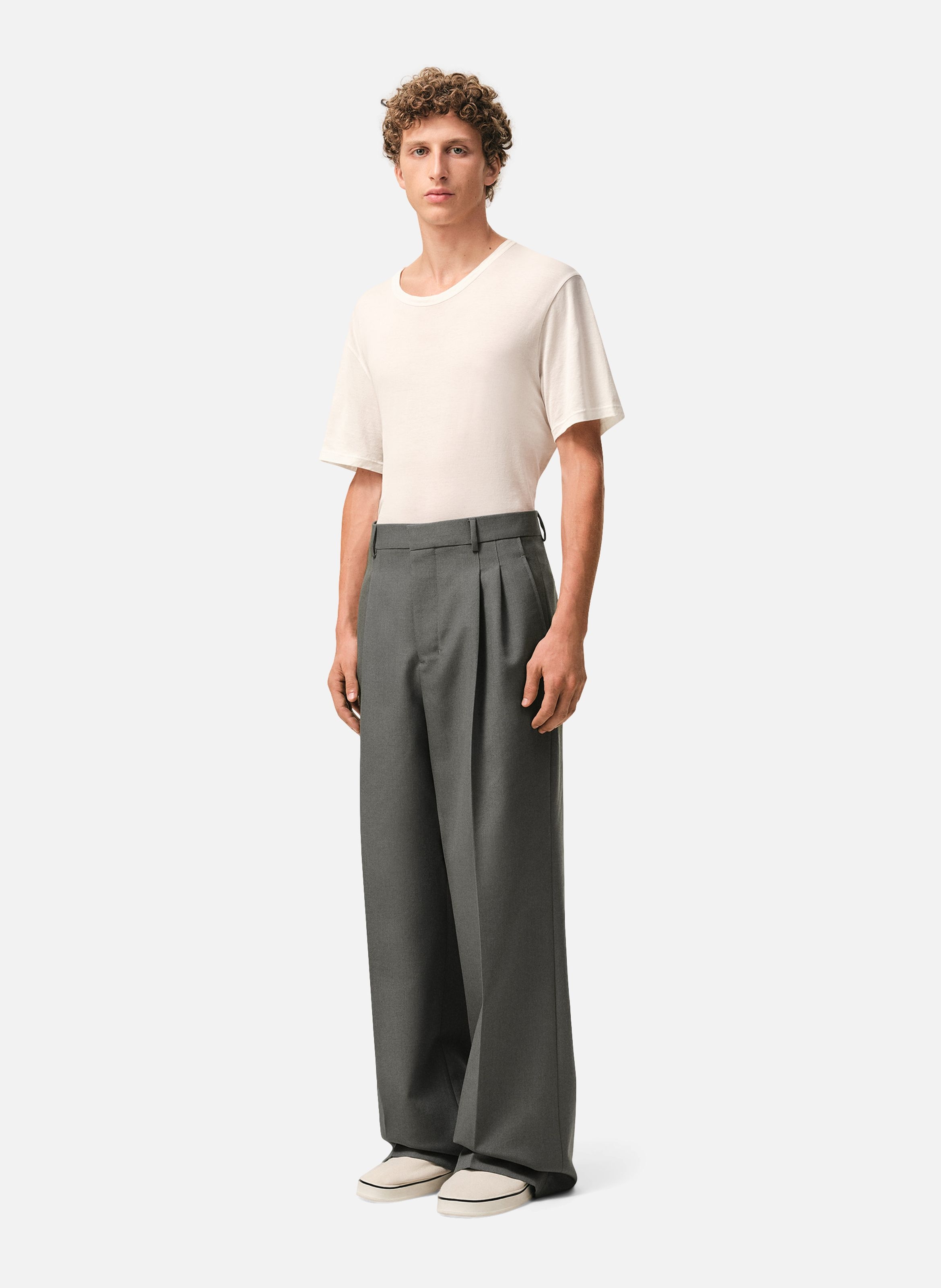 Pantalon large taille basse en laine vierge AMI PARIS Gris