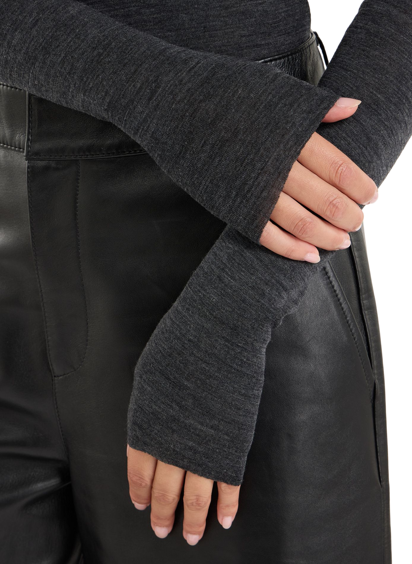 Einfarbiges Wollpullover mit Rundhalsausschnitt SAISON 1865 Grau