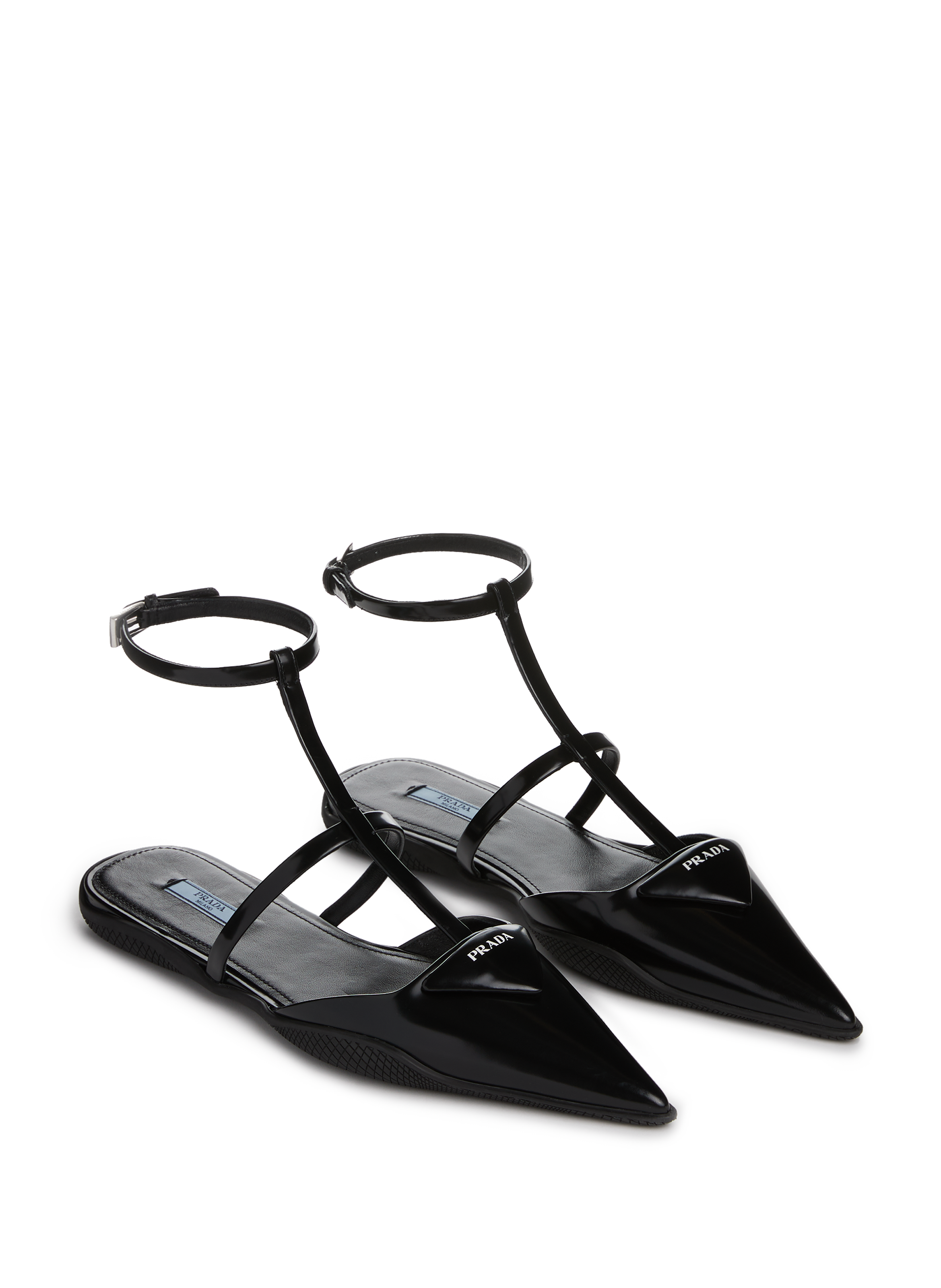 Sandales plates en cuir