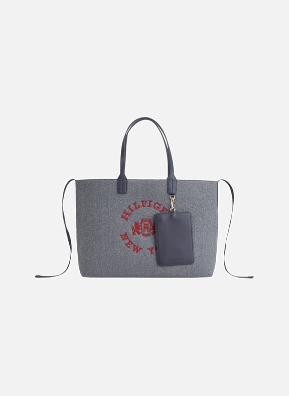 Iconic tommy tote deals