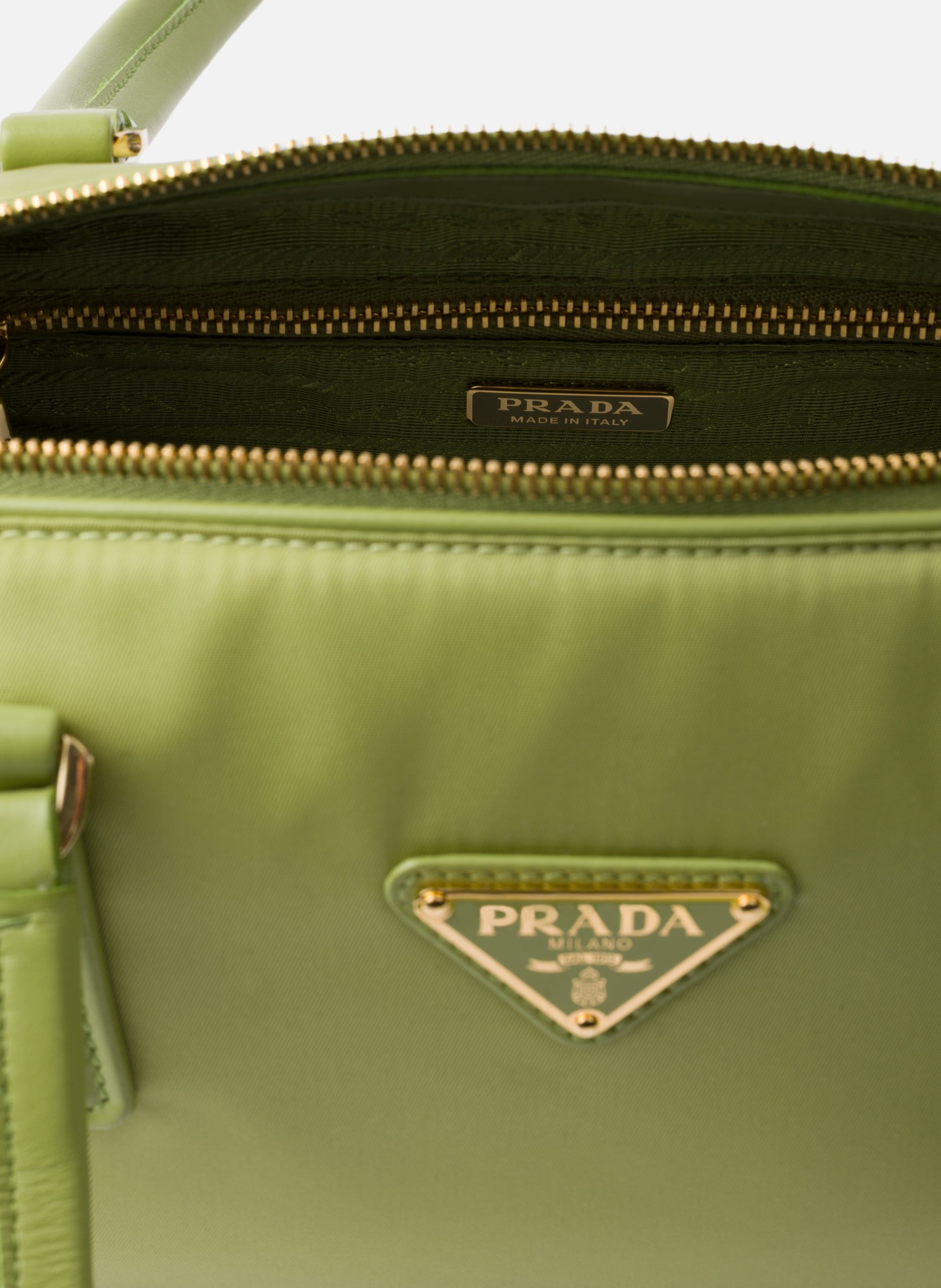Sac à main en re-nylon et cuir avec cadenas PRADA Vert