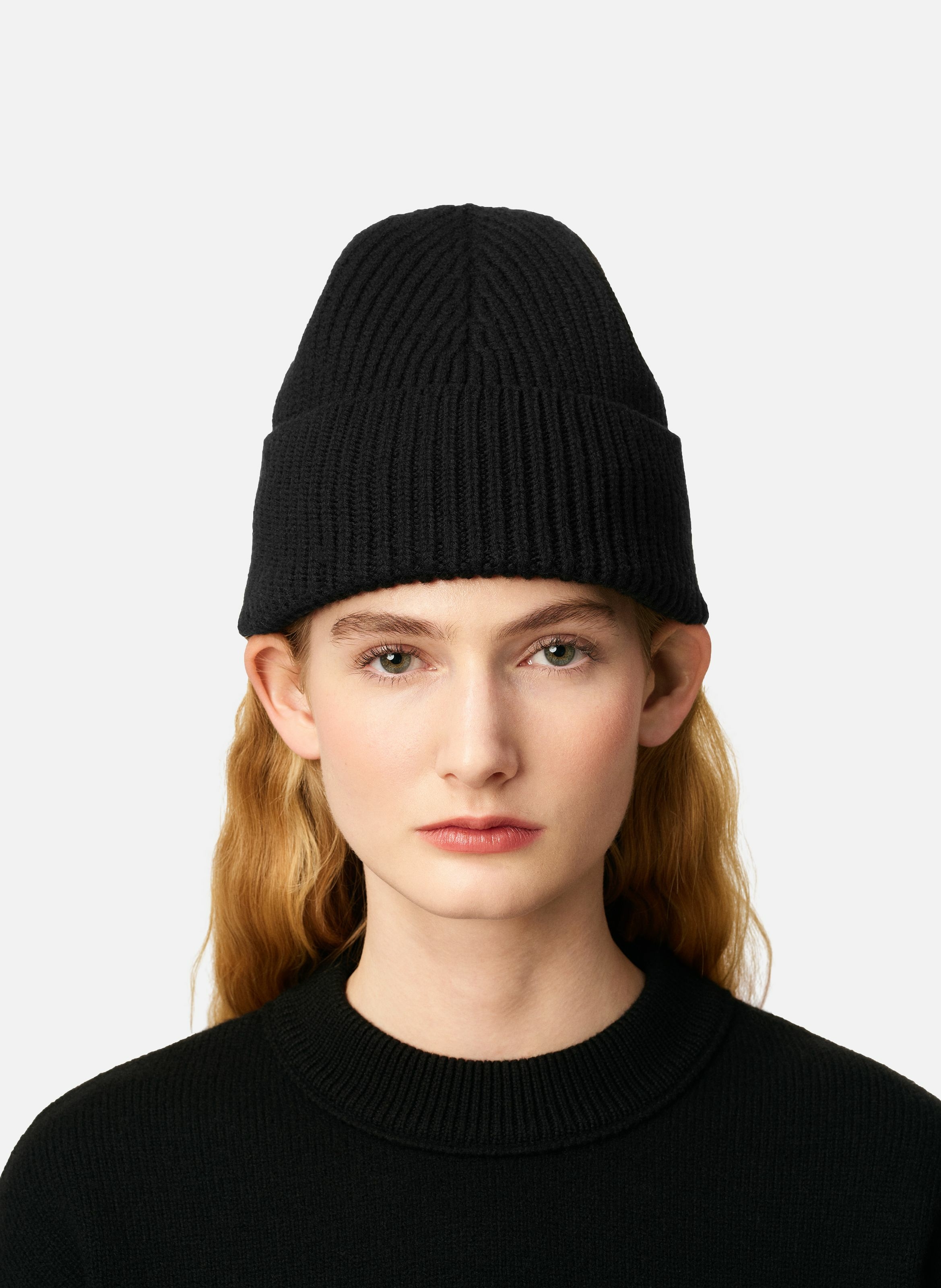 Bonnet ami de coeur en laine unisexe AMI PARIS Noir