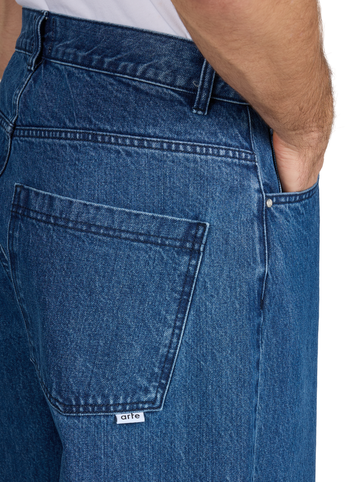 Jean baggy en denim brut de coton ARTE ANTWERP Bleu