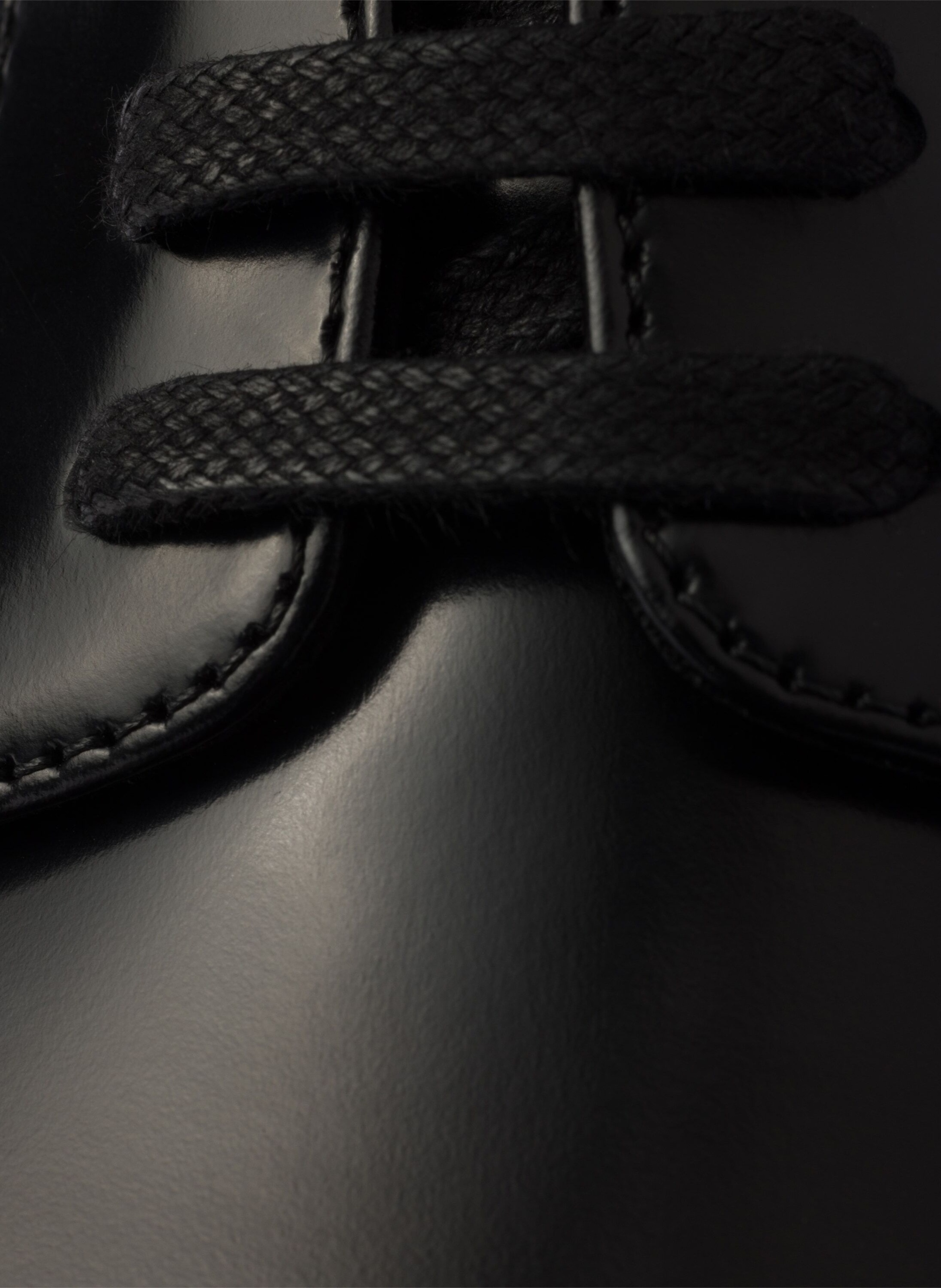 Chaussures à lacets en cuir brossé PRADA Noir