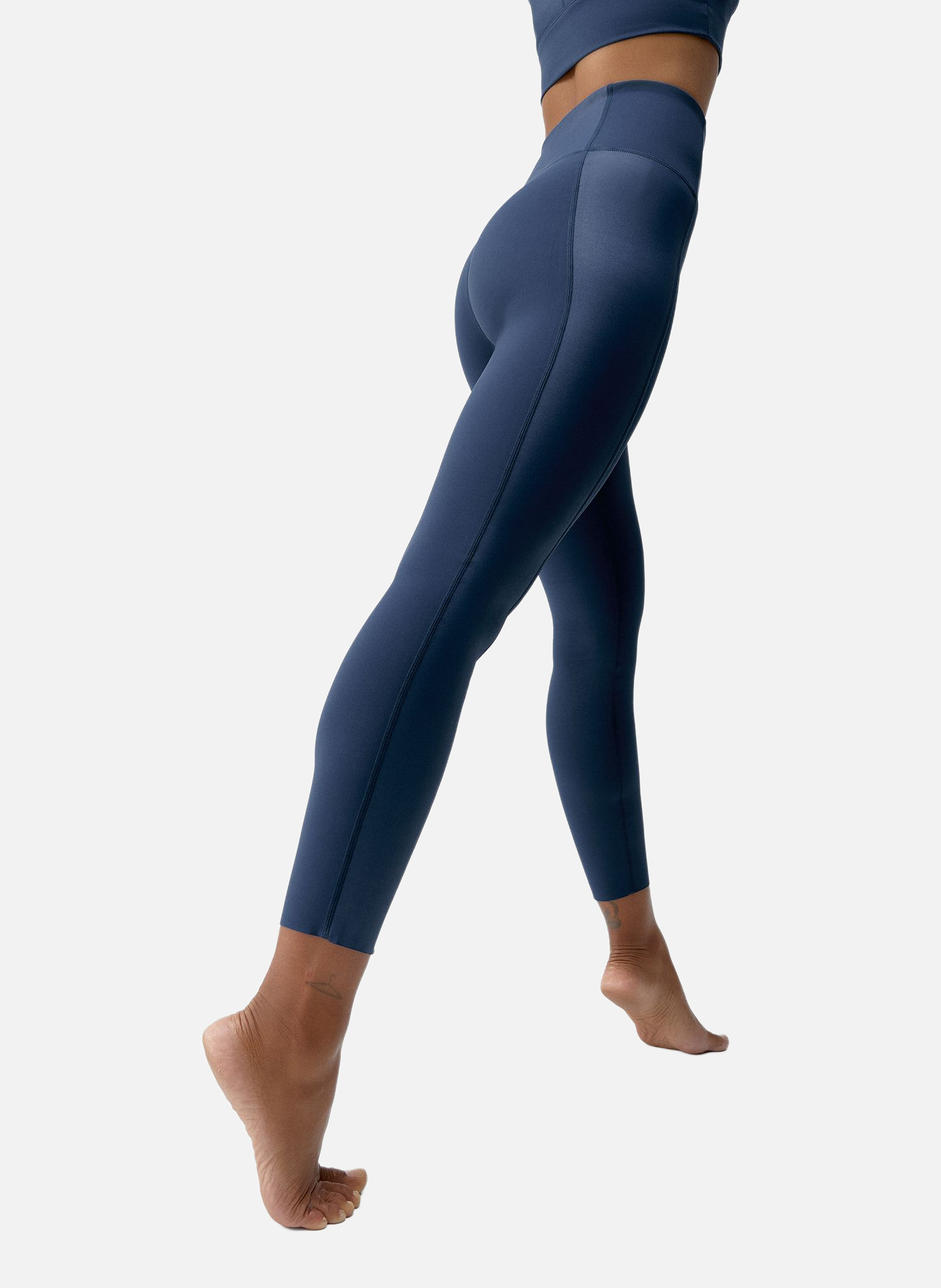 Legging de sport 7/8 performance maan BORN LIVING YOGA Bleu