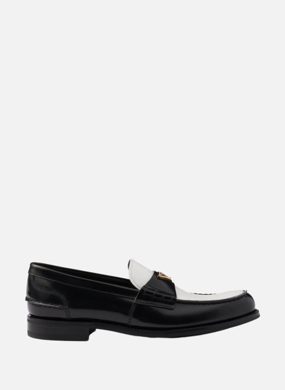 Mocassins en cuir brossé bicolore Noir by PRADA PRADA Mocassins en cuir brossé bicolore Noir