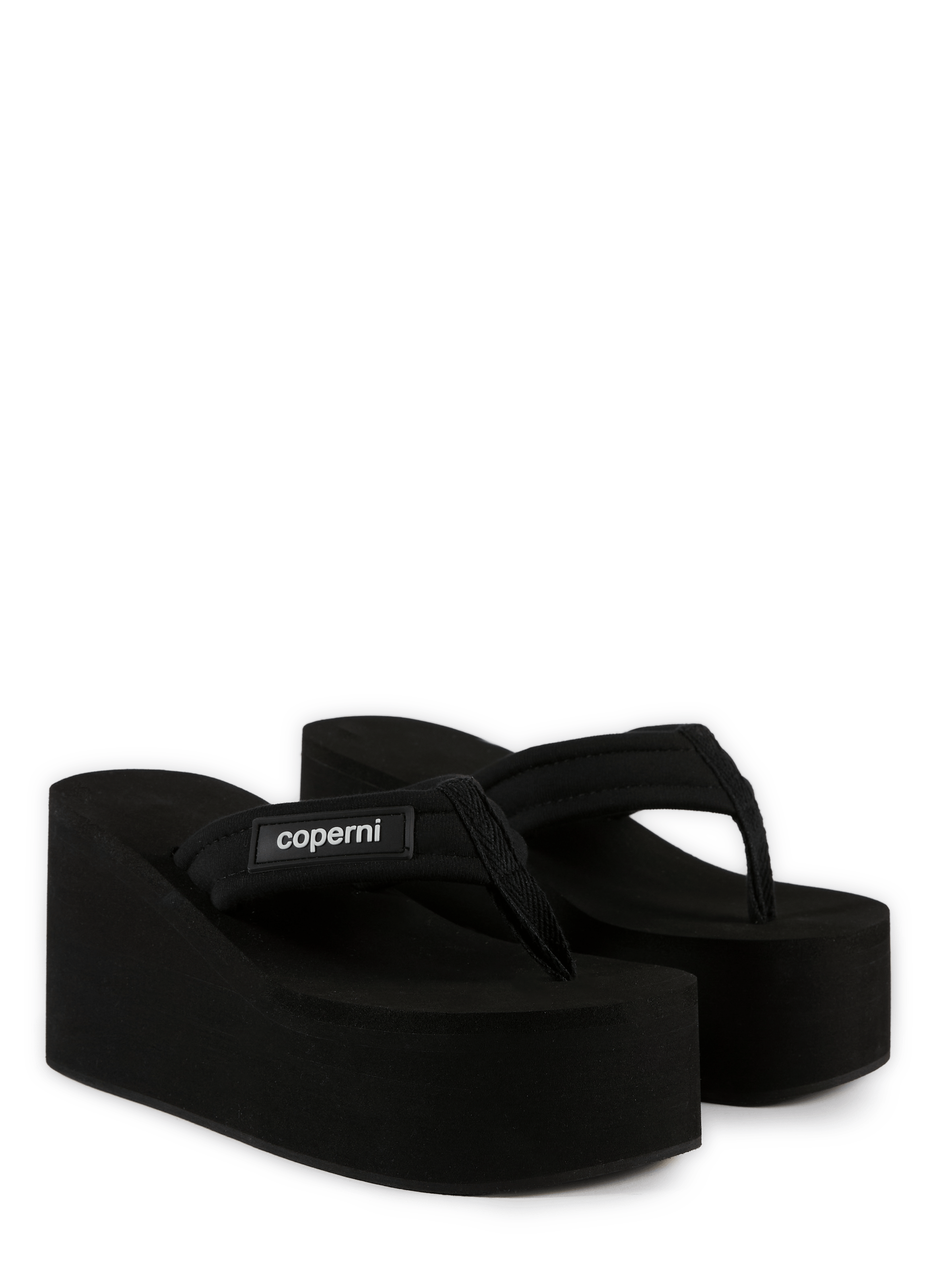 Sandalias de plataforma con suela compensada. COPERNI Negro