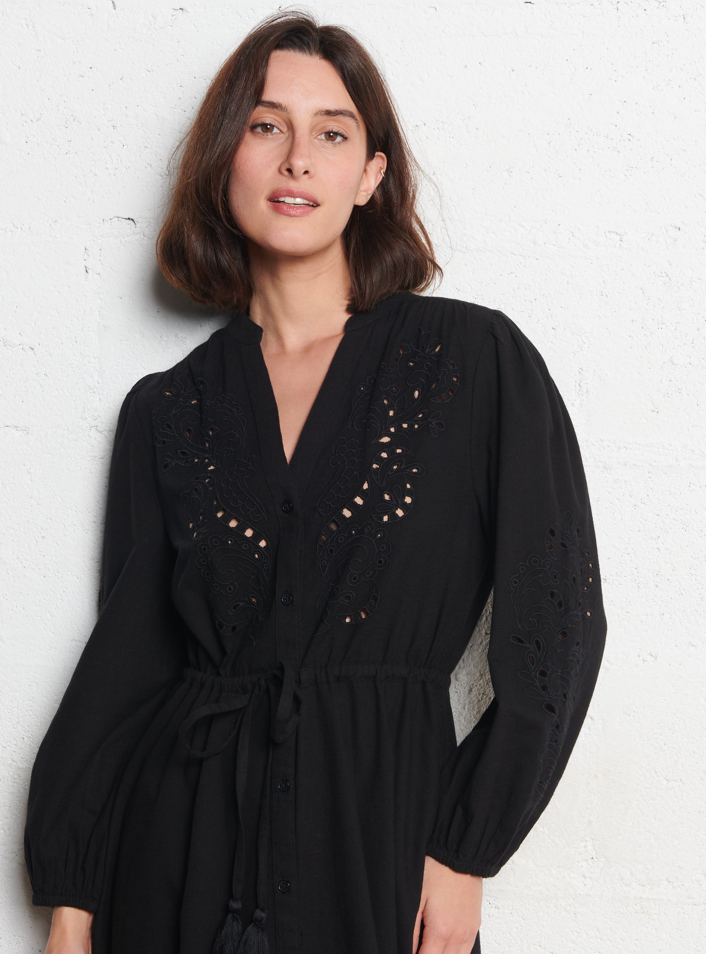 Robe longue oversize en coton brodé live MAISON 123 Noir