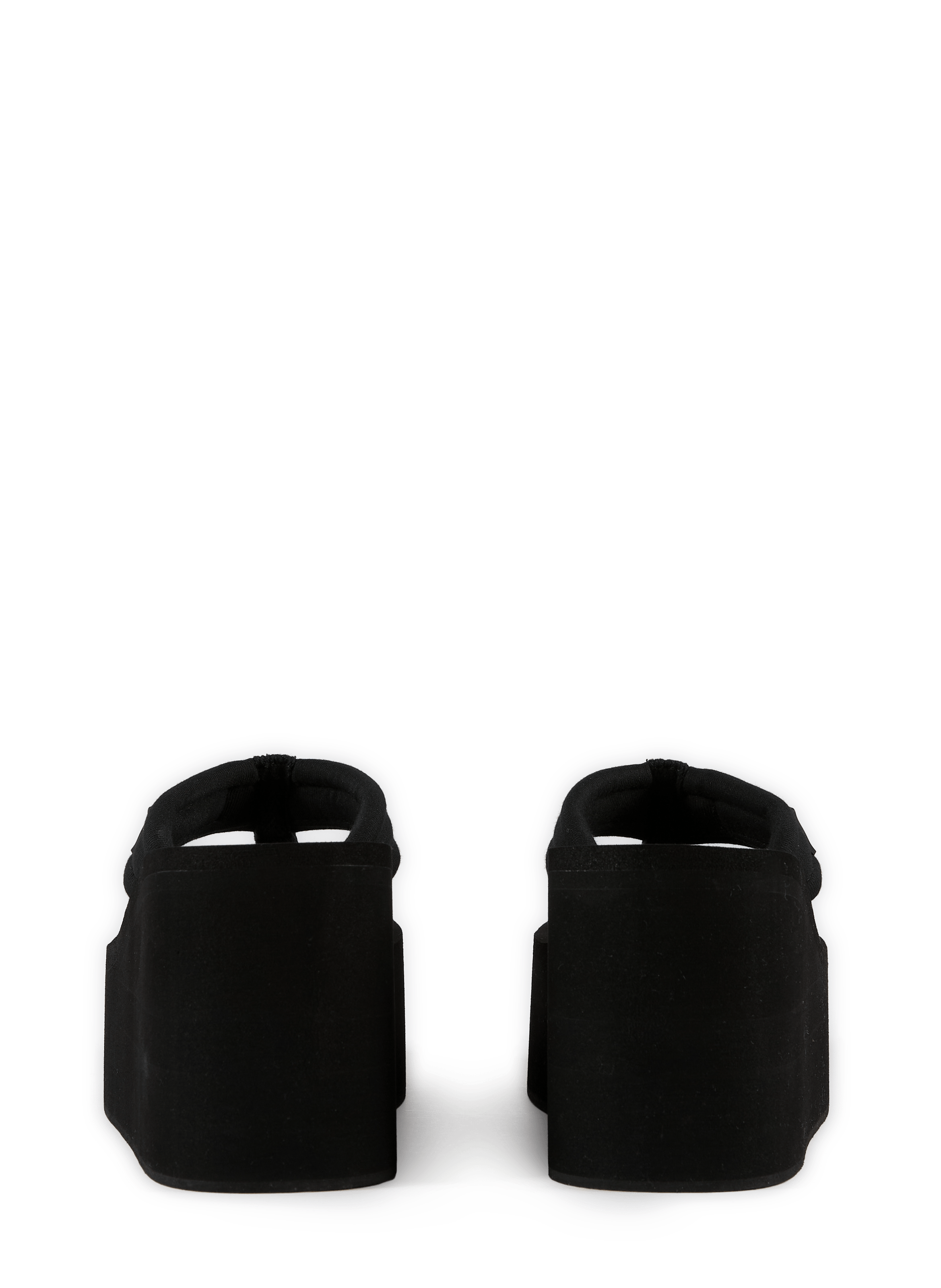 Sandalias de plataforma con suela compensada. COPERNI Negro