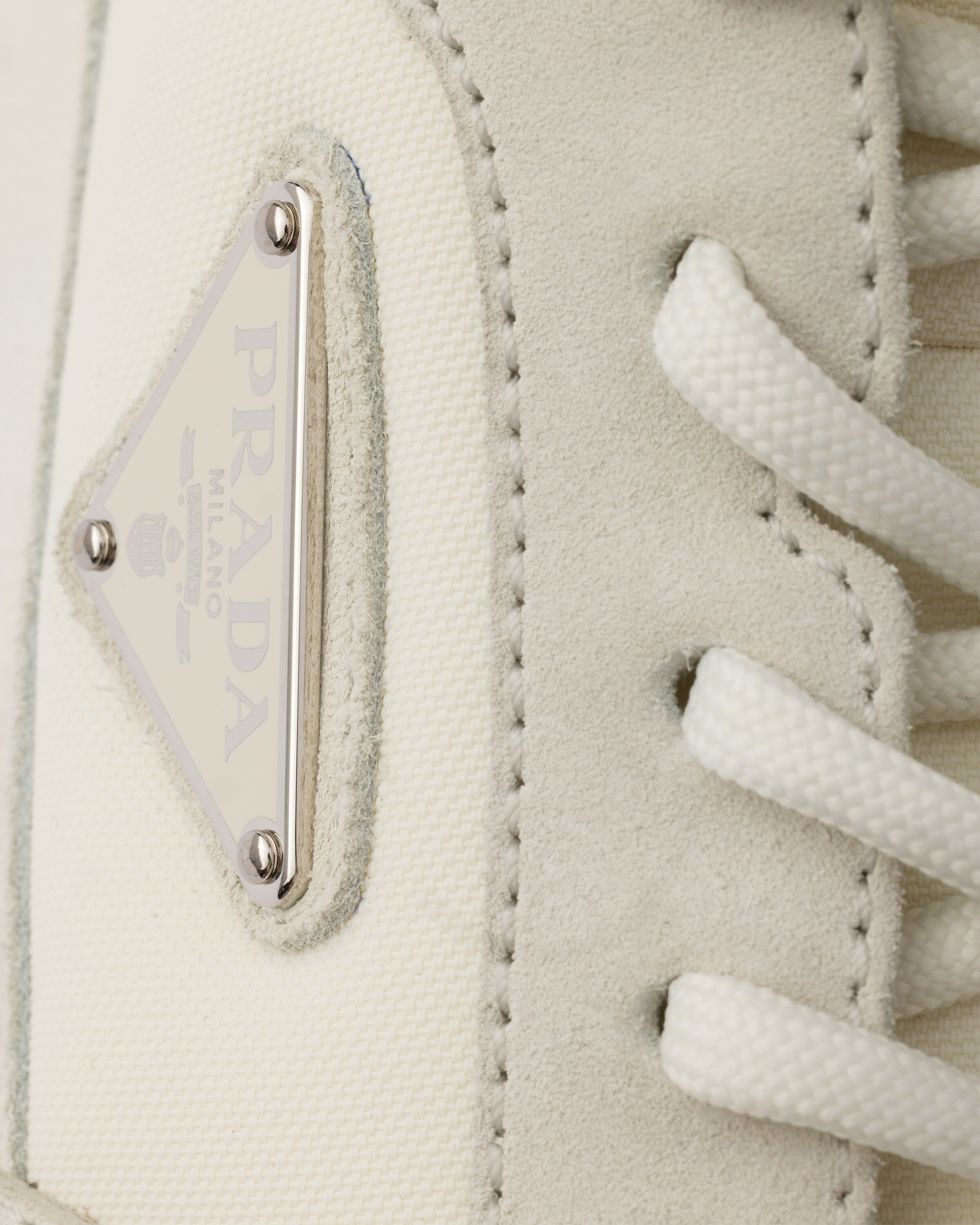 Sneakers prax en daim et re-nylon PRADA Beige