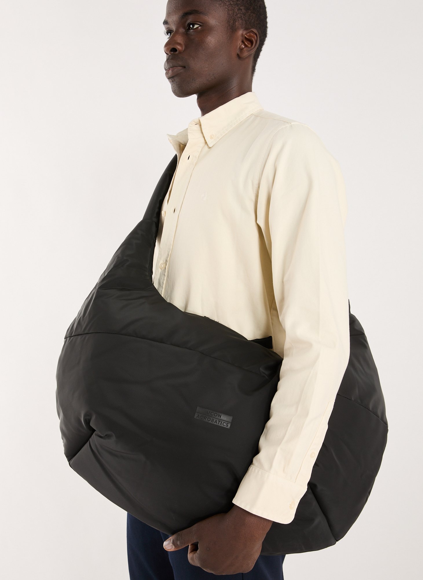 Solid shoulder bag UCON ACROBATICS Black