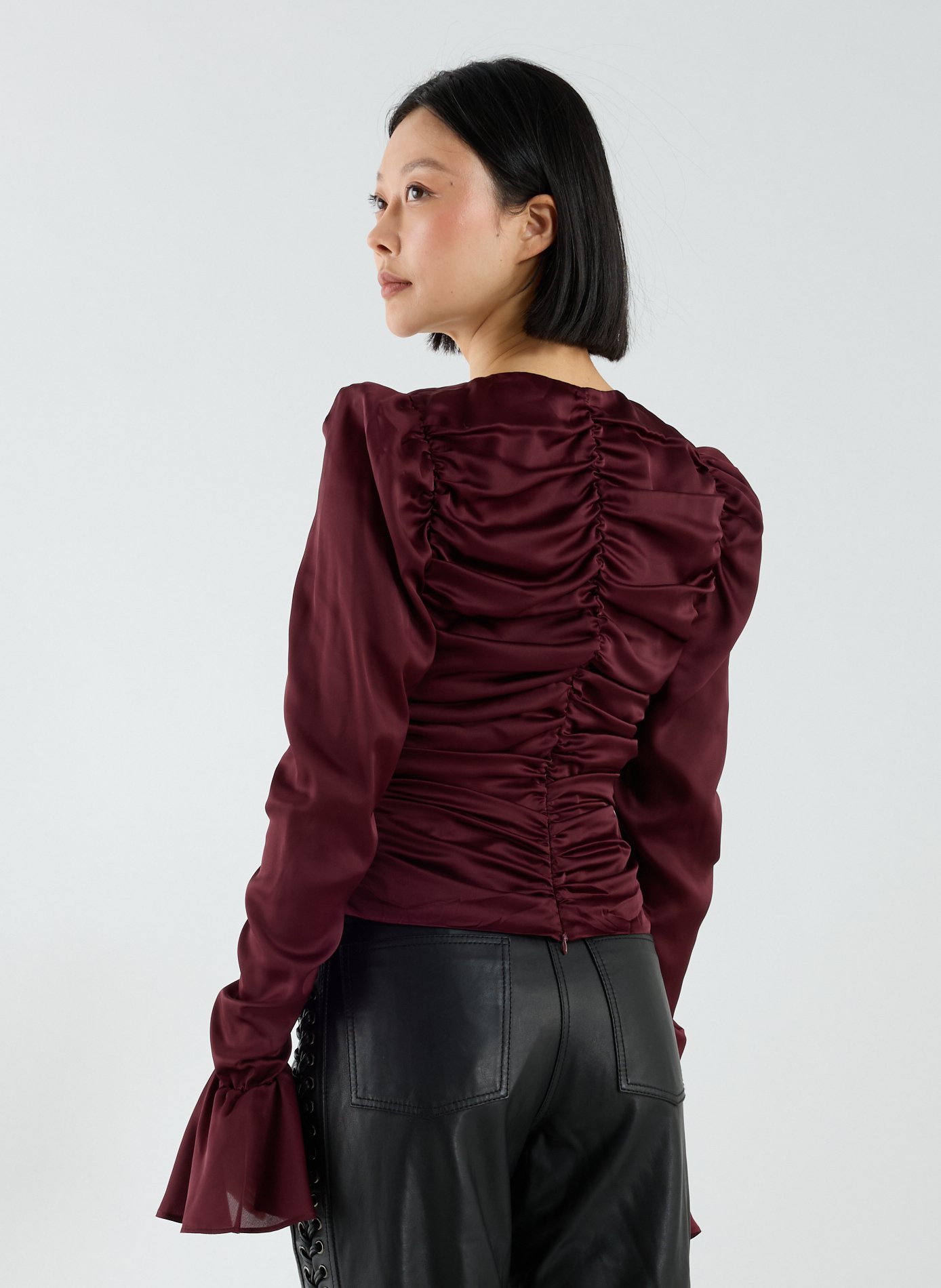 Top froncé à manches longues ROTATE Rouge