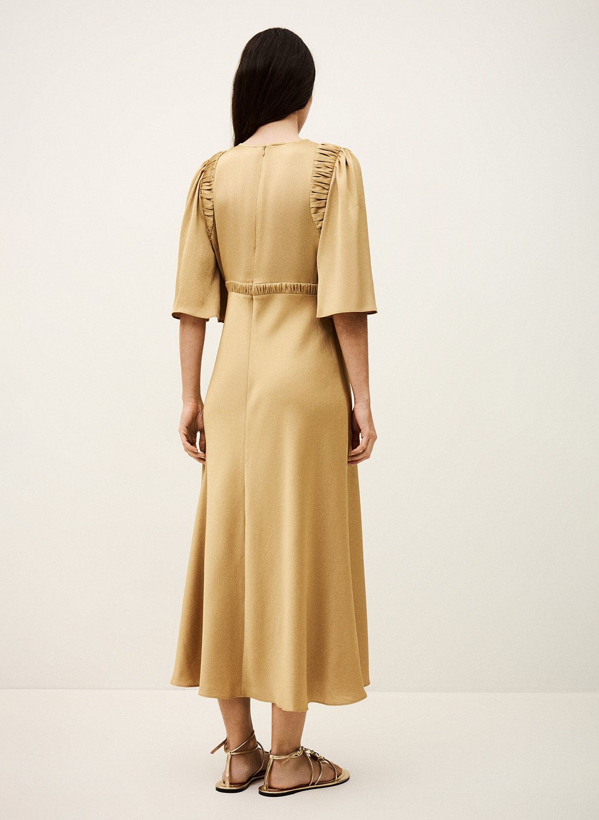 Robe midi satinée col v charlotte BA&SH Marron