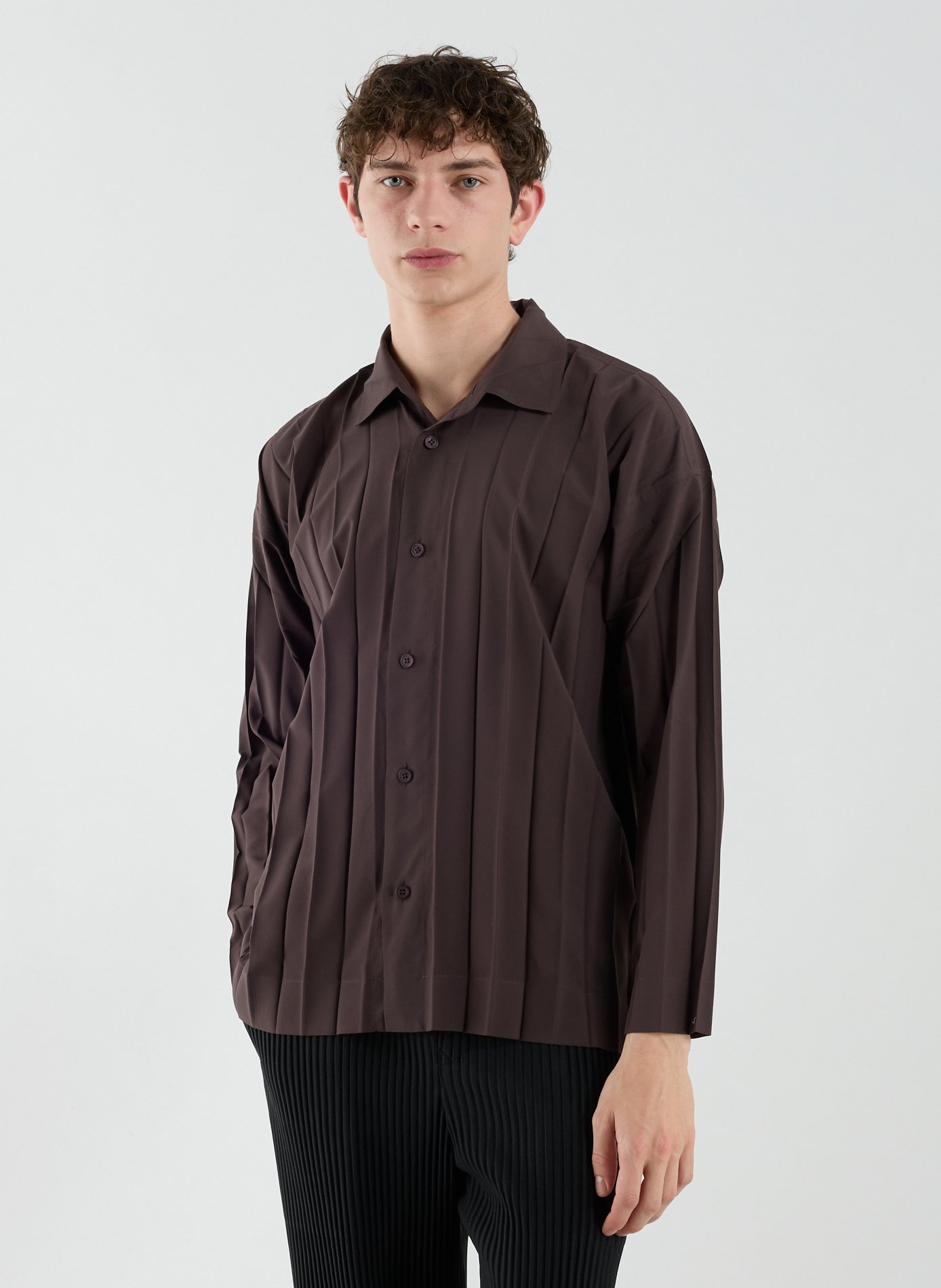 Straight pleated shirt with long sleeves HOMME PLISSE ISSEY MIYAKE Brown