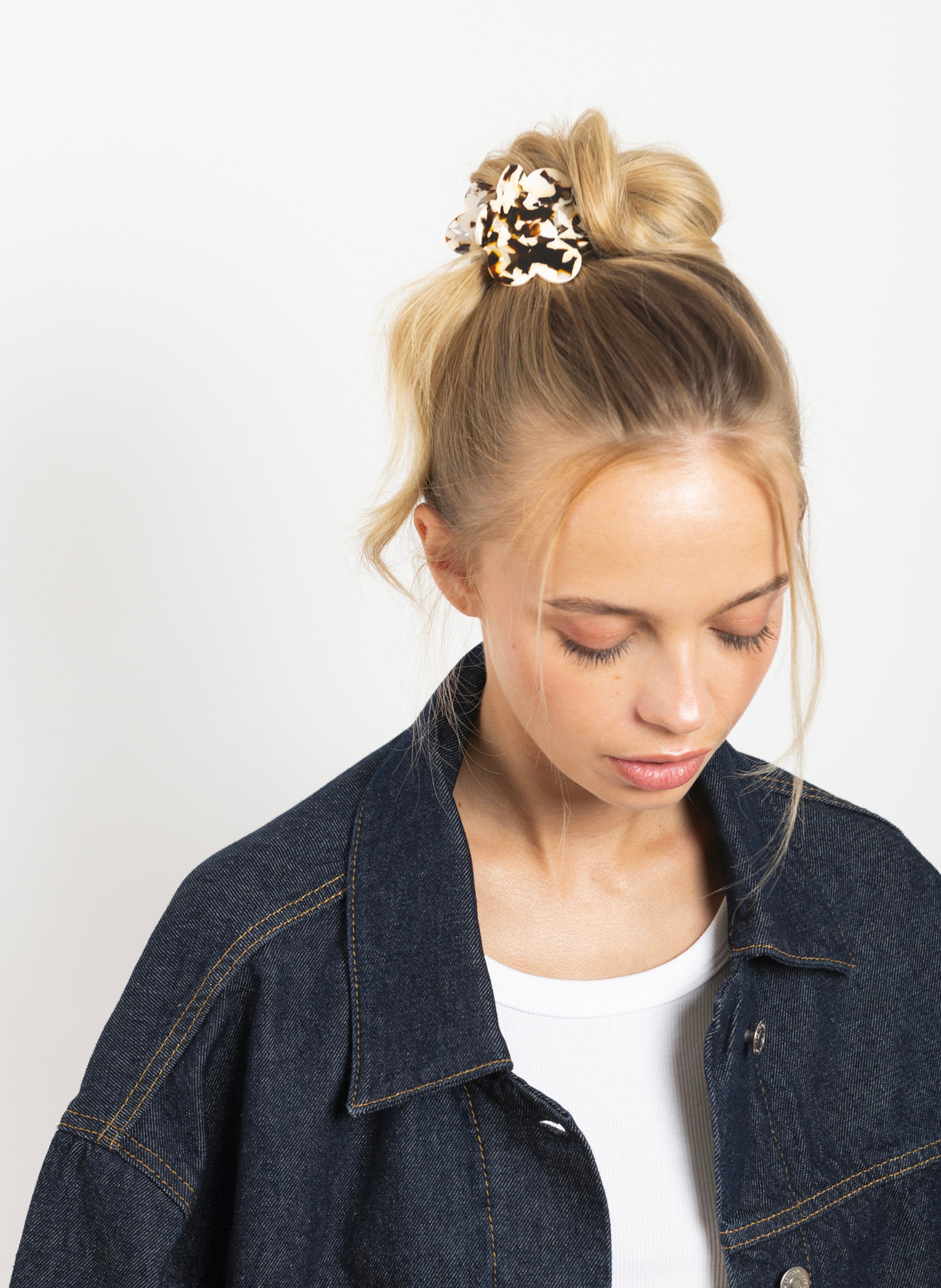 Pince à cheveux fleurette en acétate de cellulose KURAGE GINZA Rose