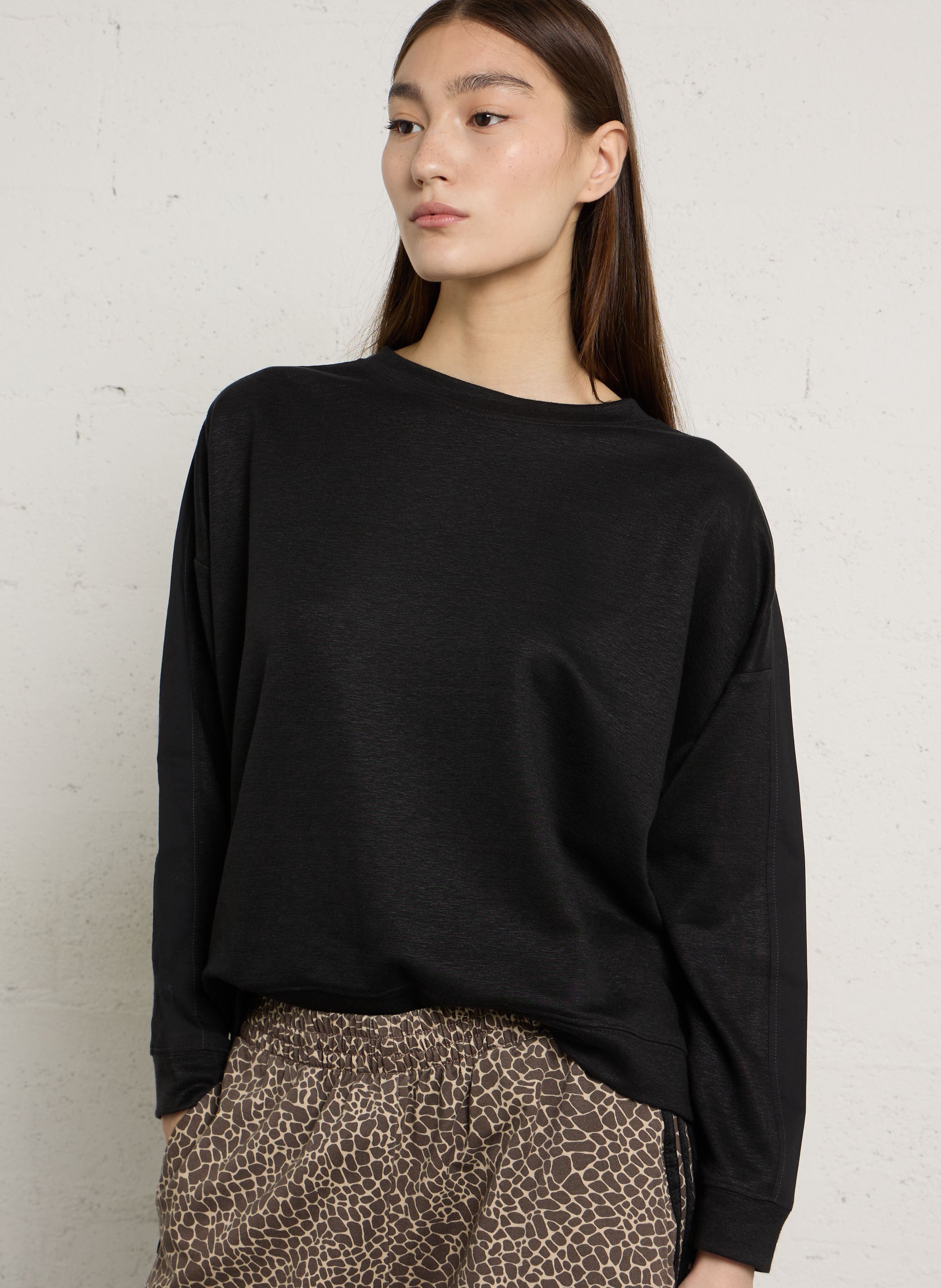 Tee-shirt col rond en lin mélangé lisa MAISON 123 Noir
