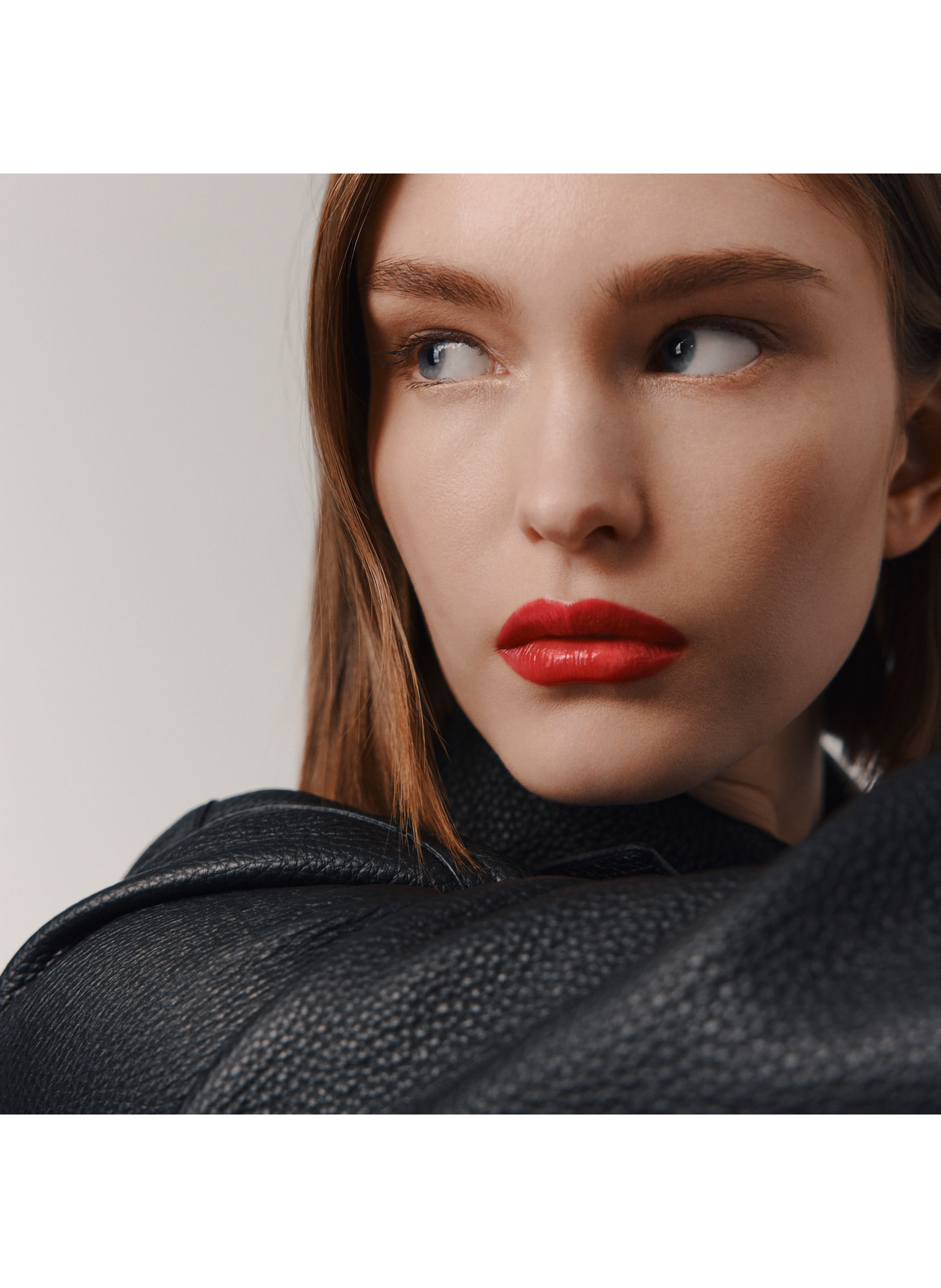 Hermès Red - Silky Bright Red HERMÈS Rouge casaque