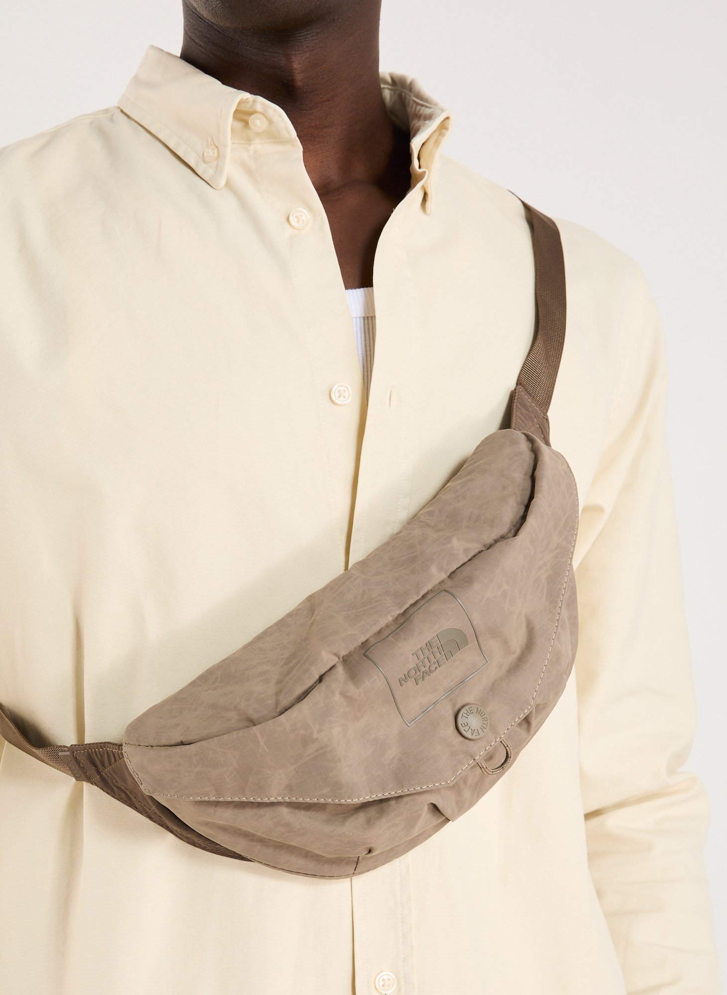 Zippered waist bag THE NORTH FACE Brown