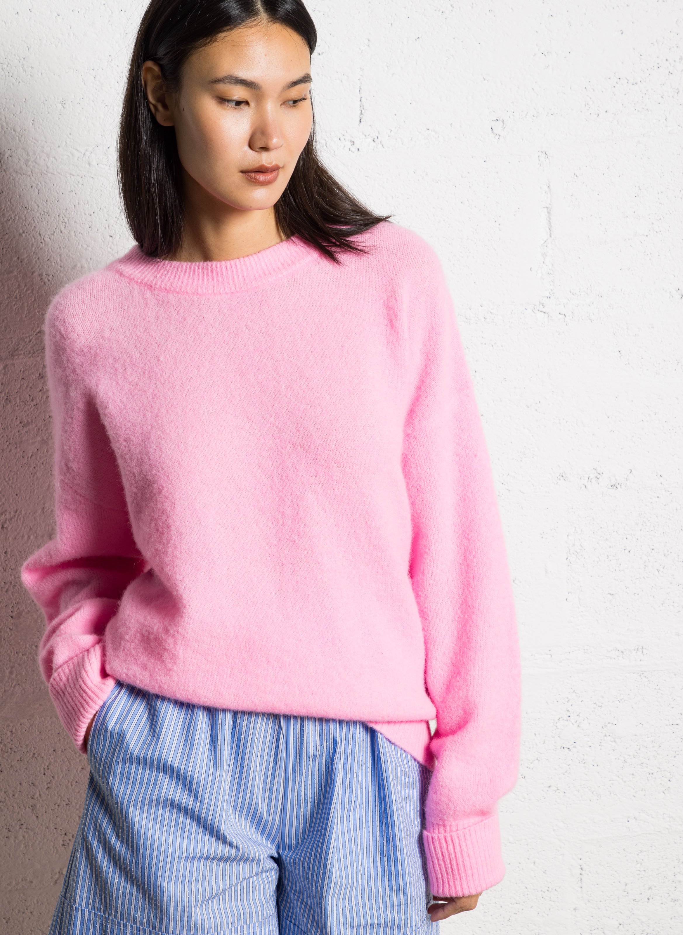 Pull ample col rond en laine mélangée vitow  Rose chine