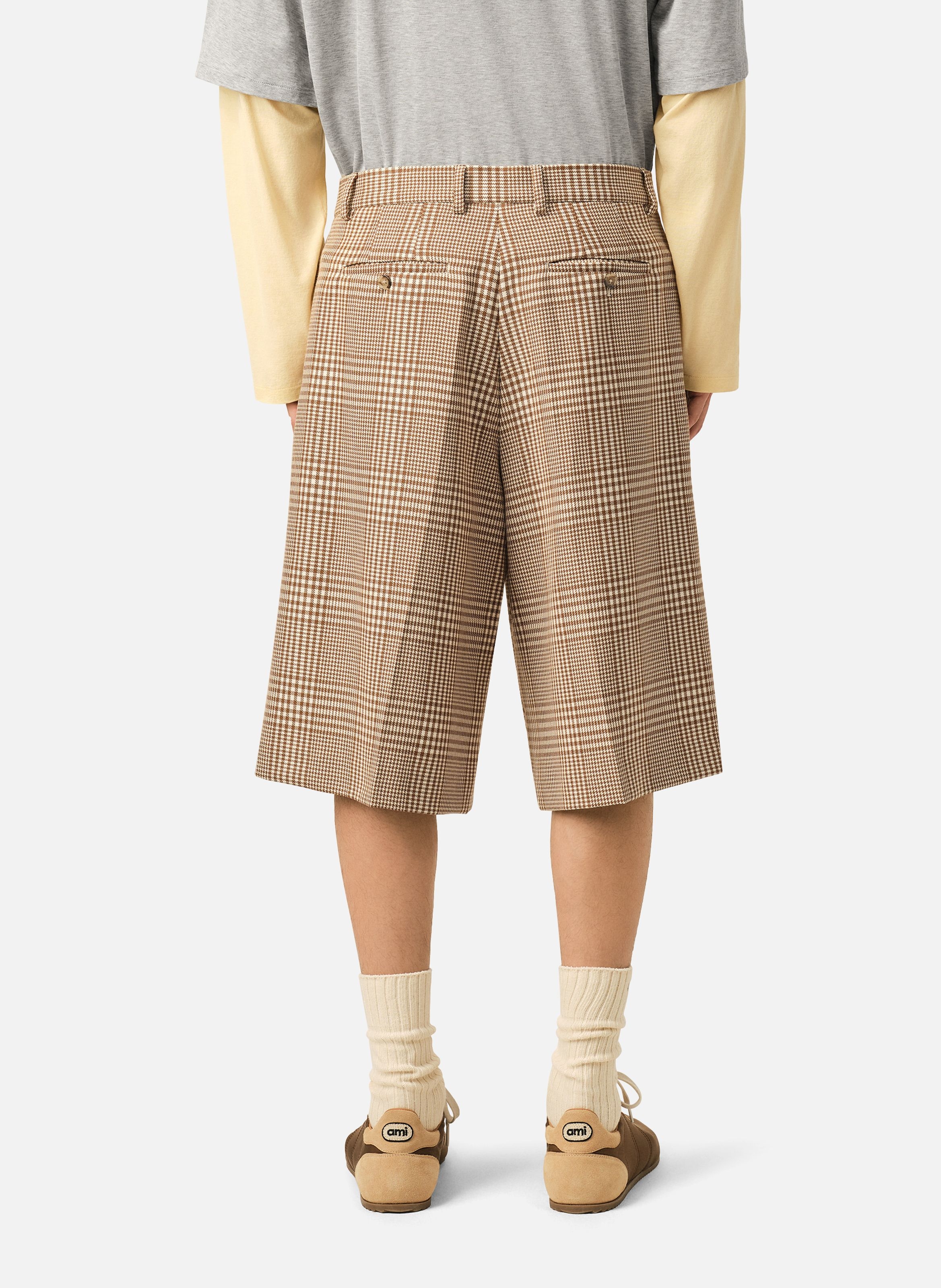Short à carreaux prince de galles en laine vierge AMI PARIS Marron