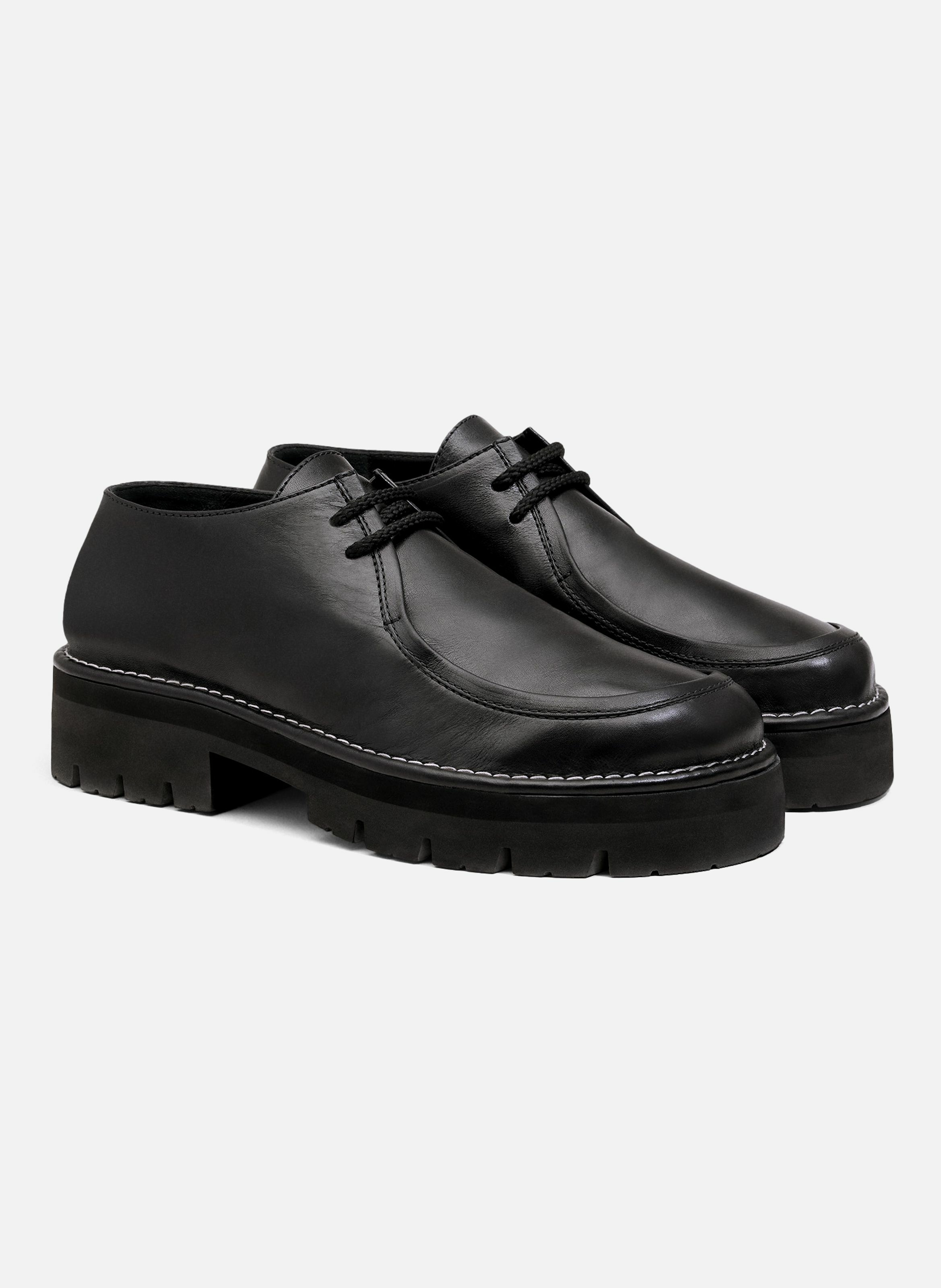 Derbies a bout anatomique en cuir unisexes AMI PARIS Noir