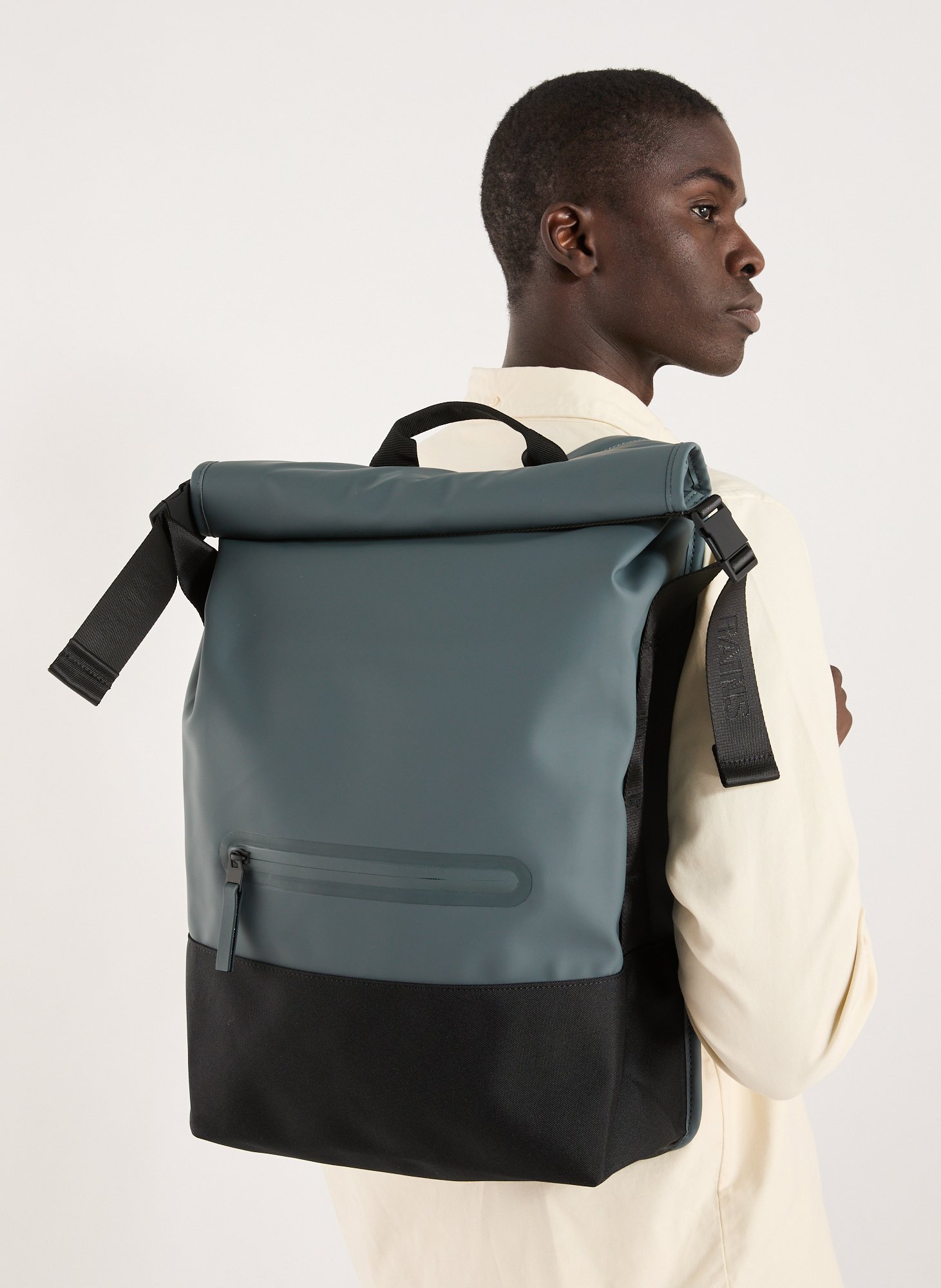 Sac à dos Trail Rolltop RAINS Bleu