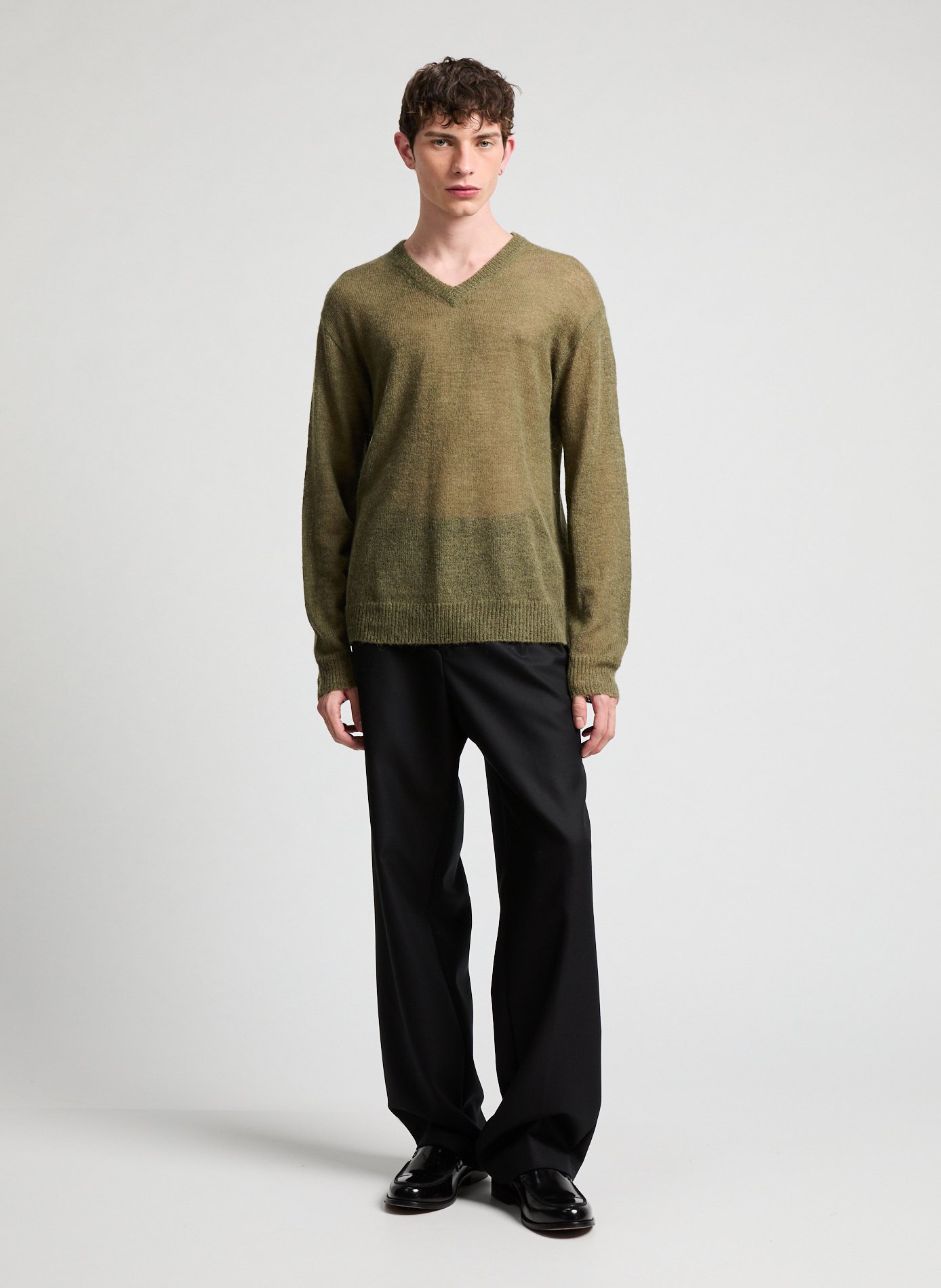 Straight V-neck sweater SAISON 1865 Khaki