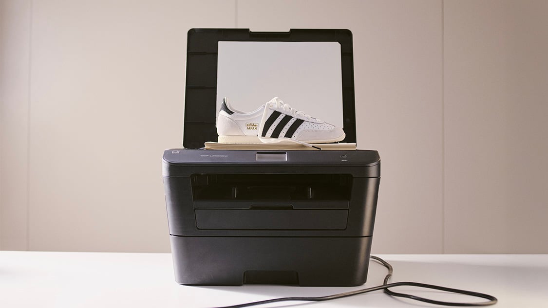 Photo campagne back to work Printemps basket Adidas