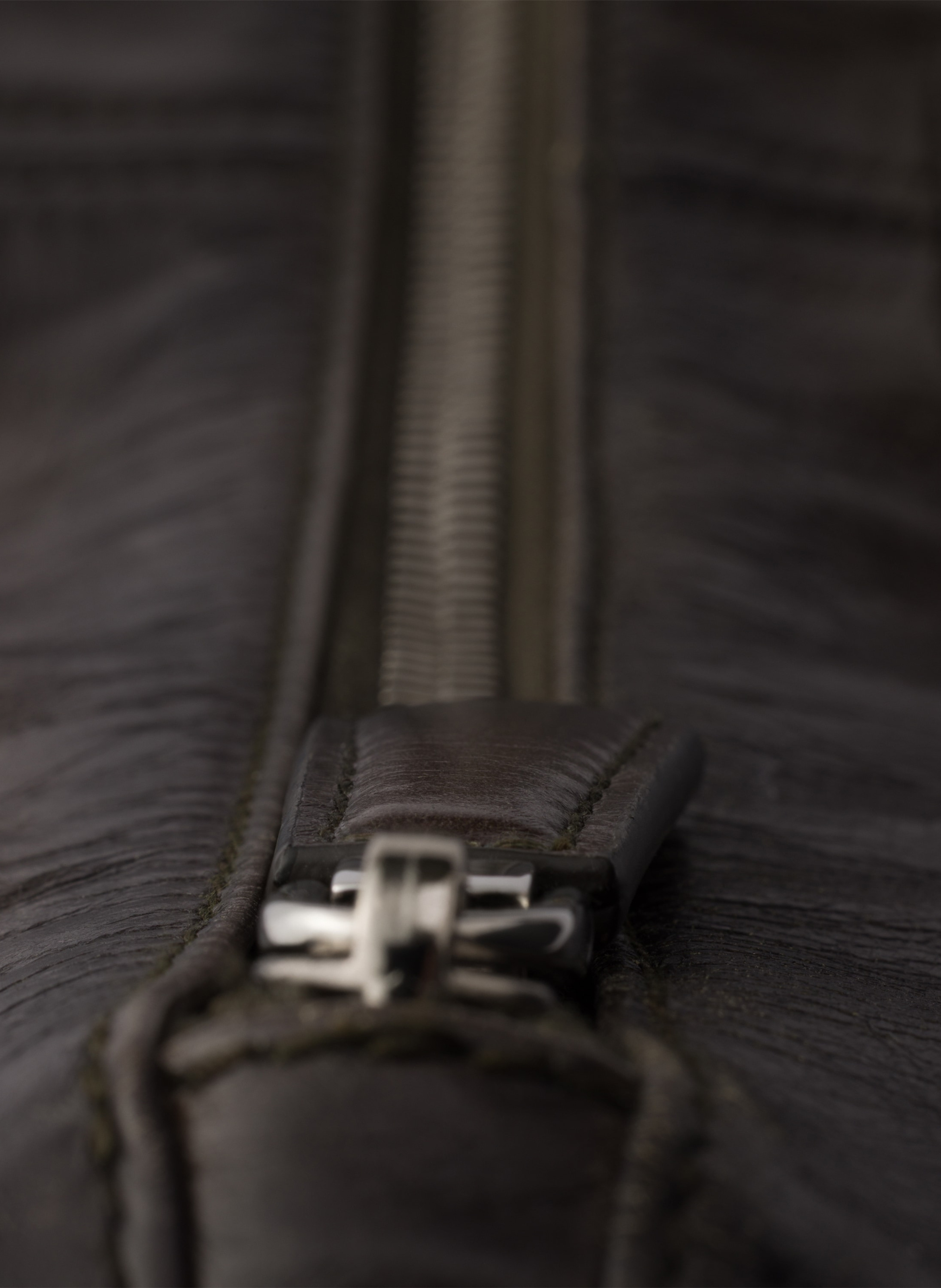 Sac à bandoulière en cuir vieilli avec fermeture à PRADA Vert