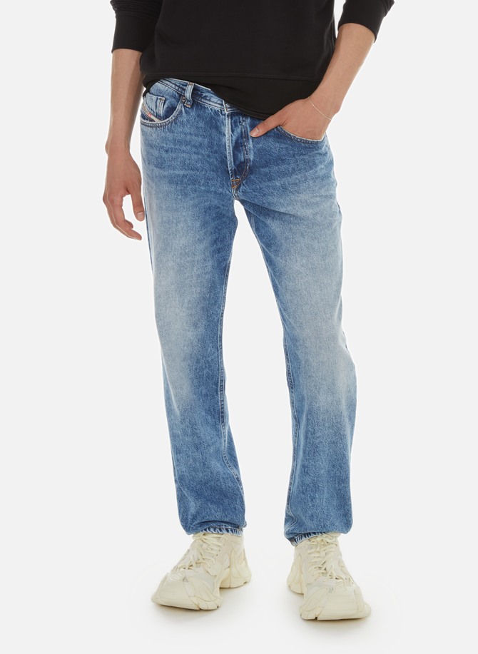 Gerade geschnittene DIESEL -Jeans