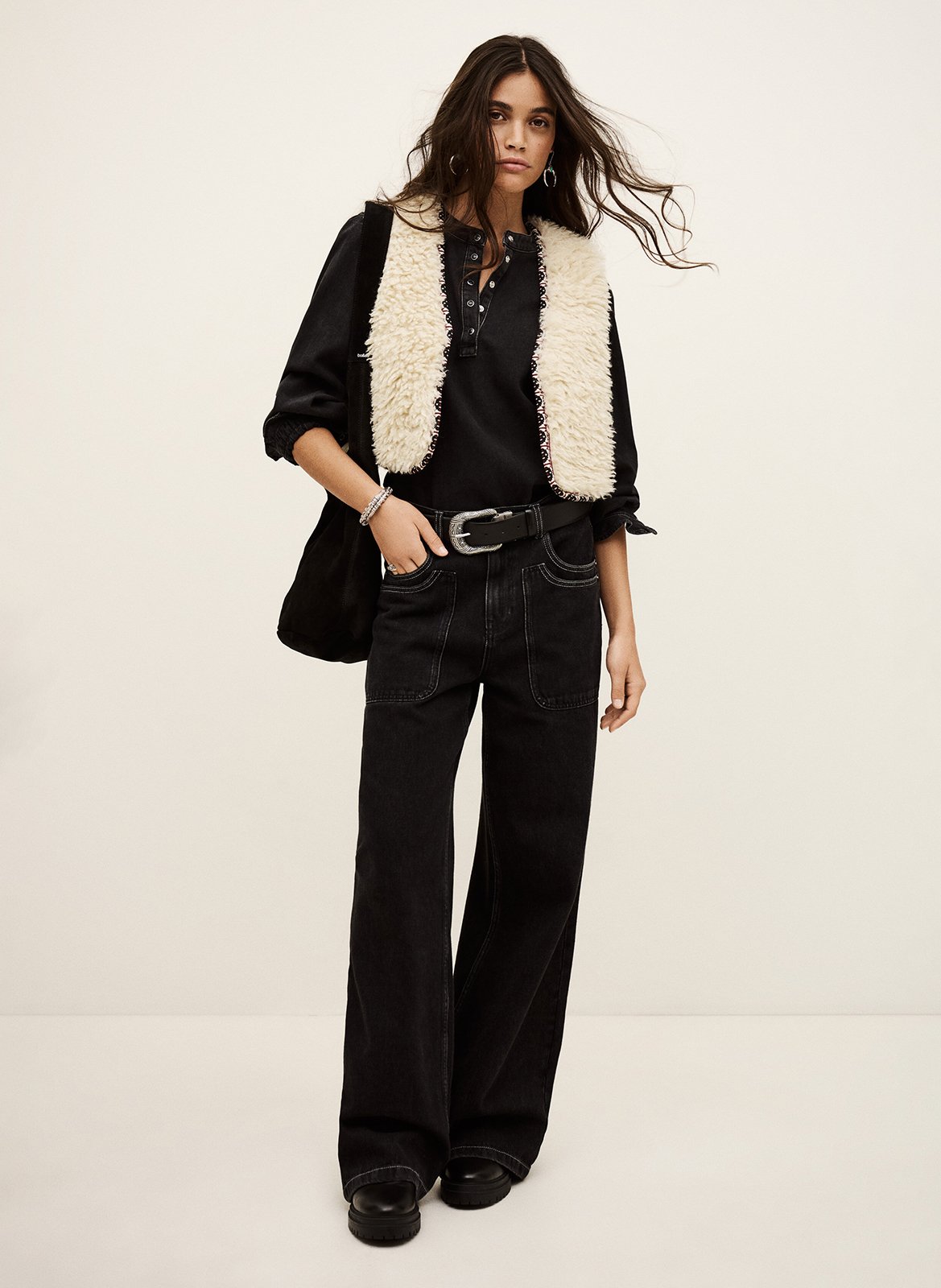 Veste courte en fausse fourrure bouclée celton BA&SH Beige