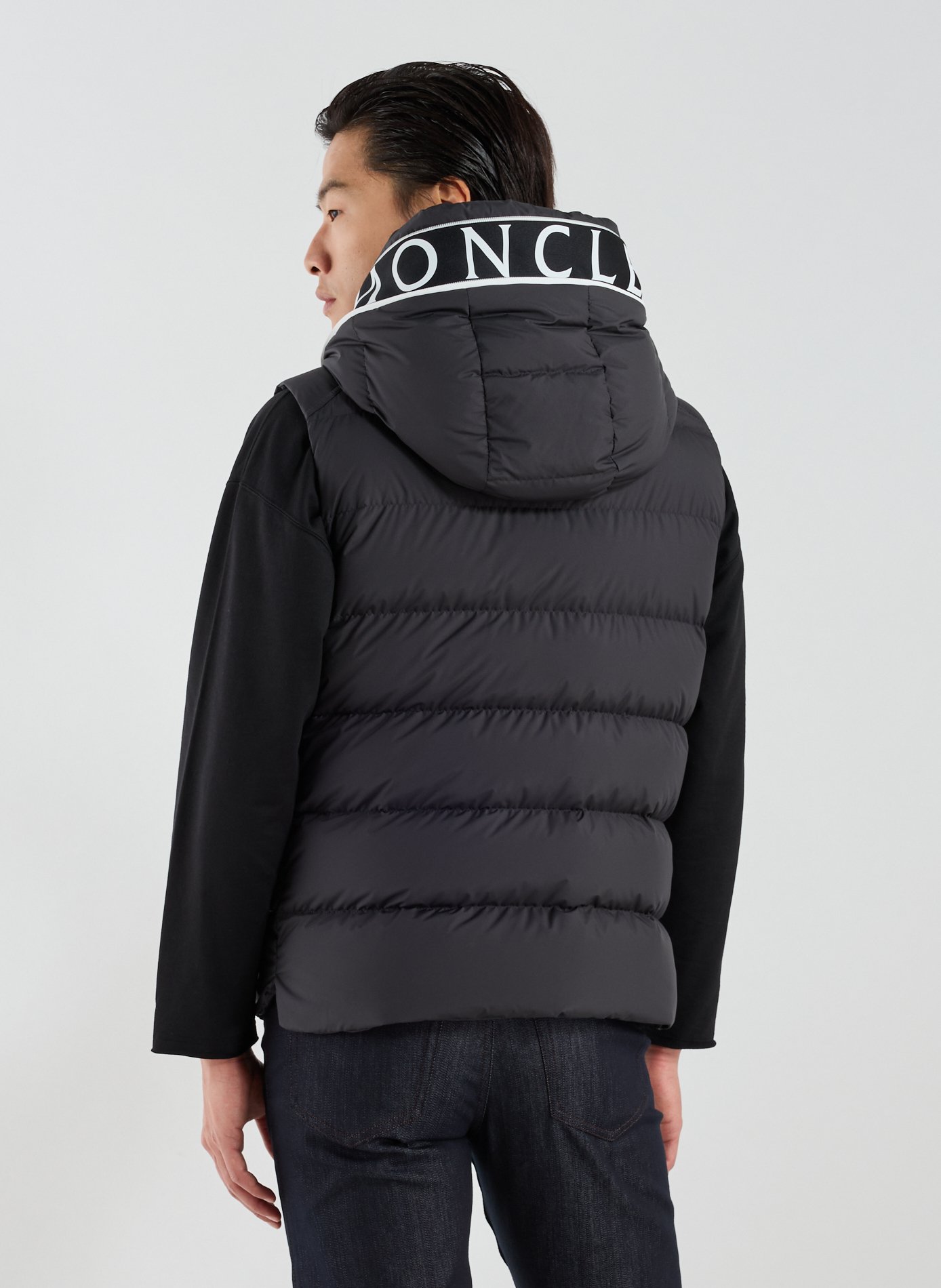 Cardamine Sleeveless Jacket MONCLER Black