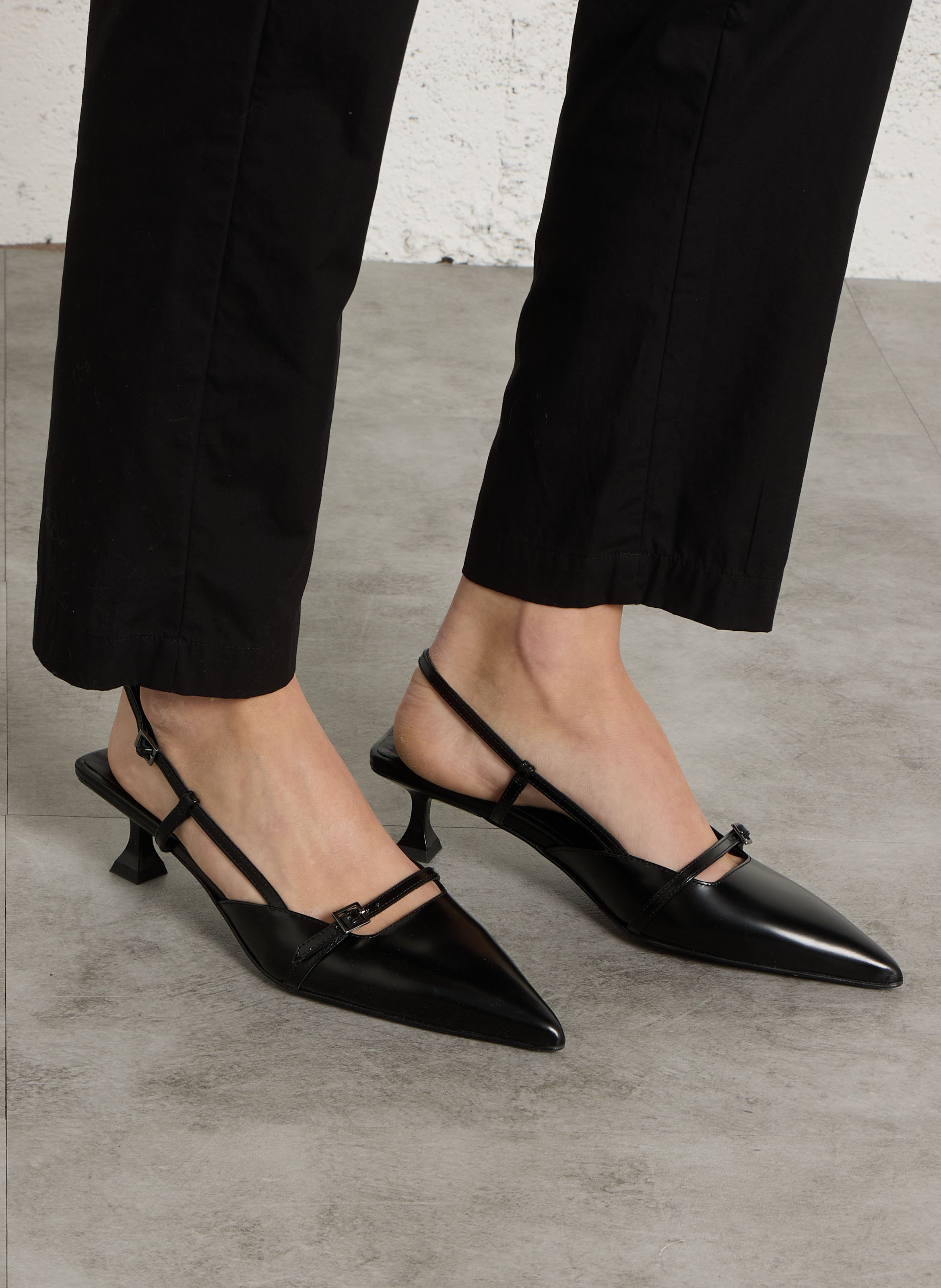 Leather slingback pumps BOBBIES Black
