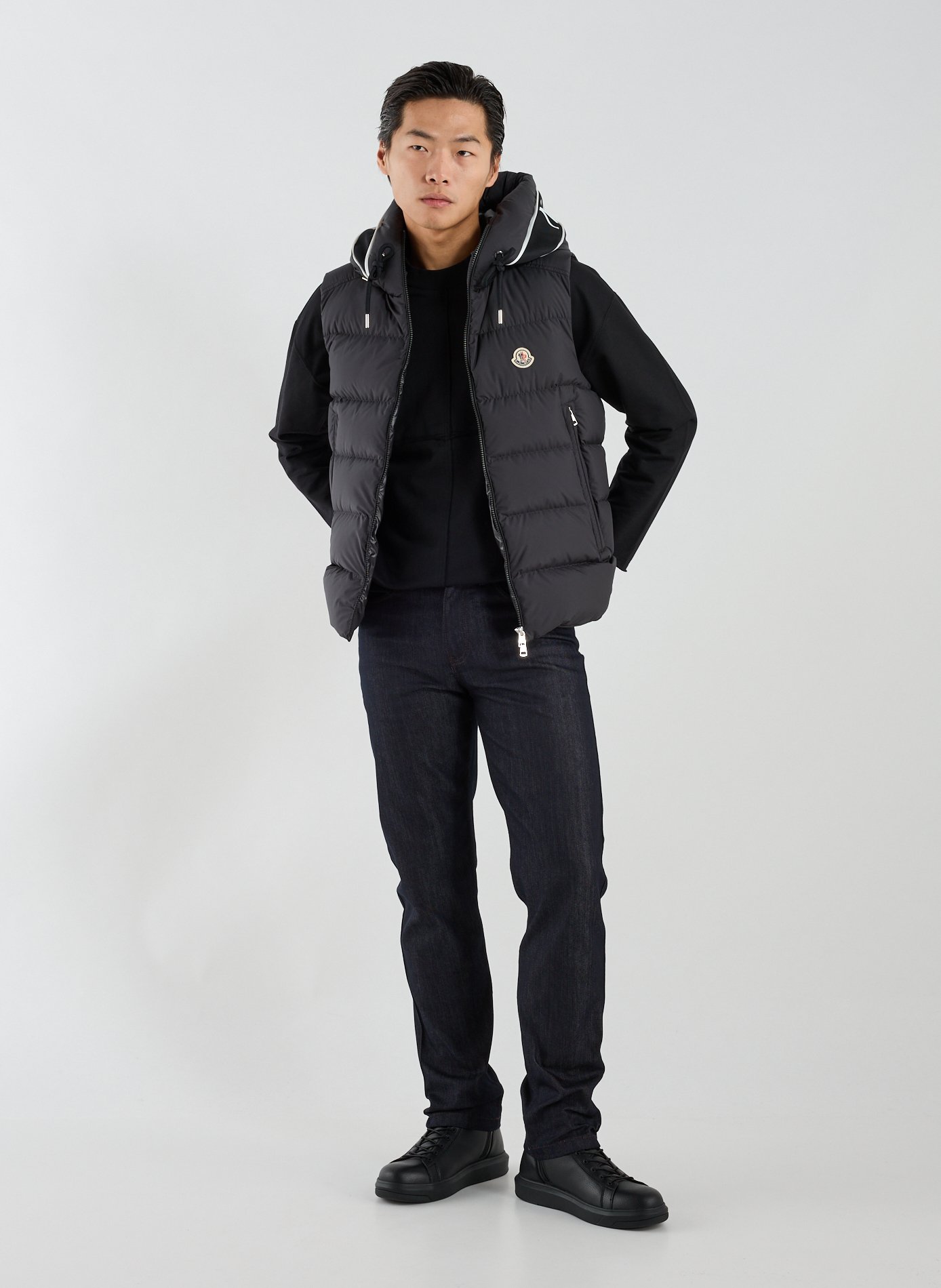 Cardamine Sleeveless Jacket MONCLER Black