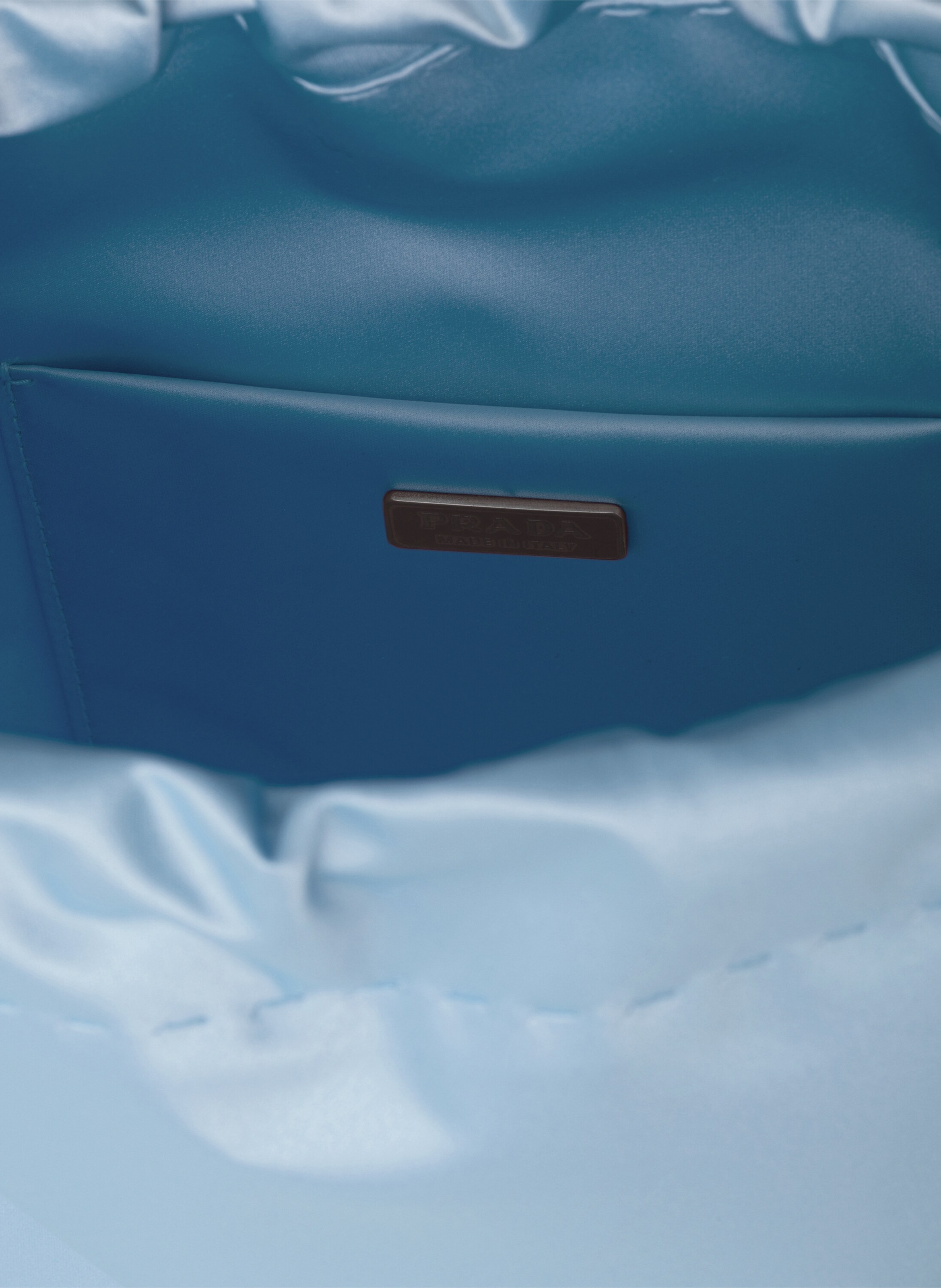 Pochette prada wish en duchesse de soie PRADA Bleu