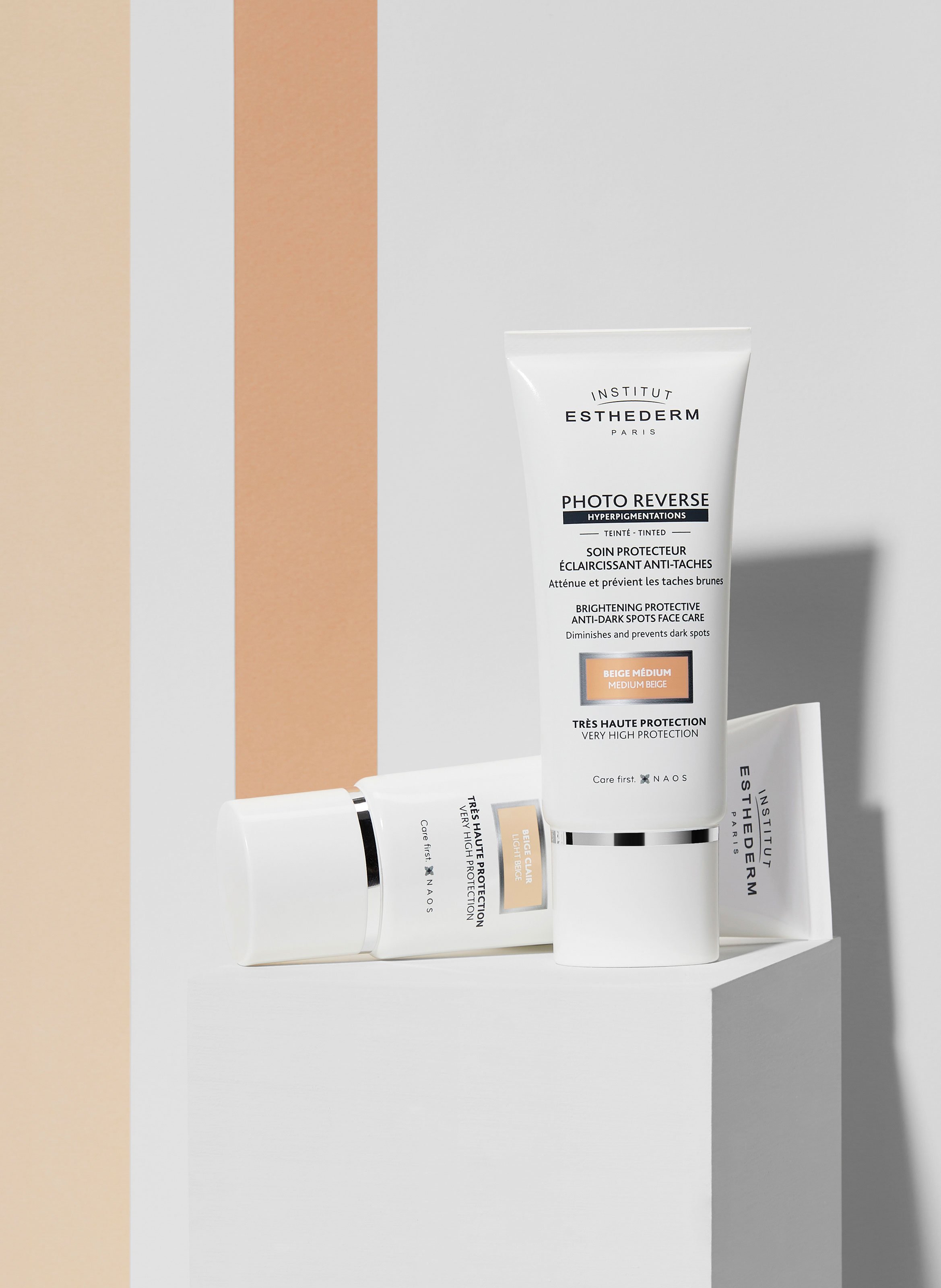 Photo Reverse Cream Shade B. Light INSTITUT ESTHEDERM No color