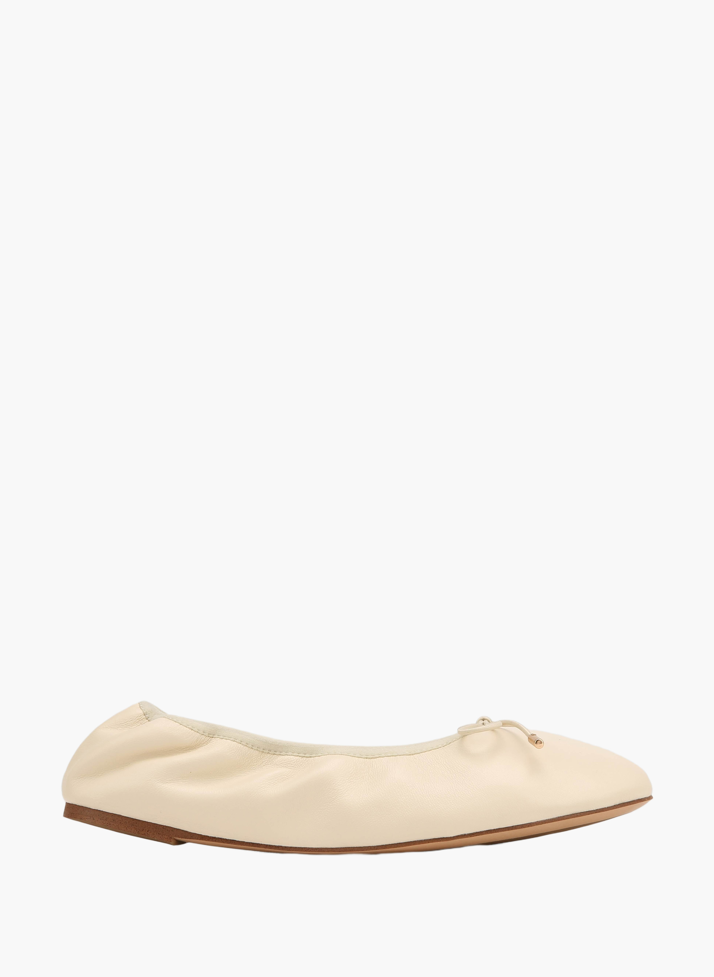 Scrunch ballerina's van leer NAKED WOLFE Wit