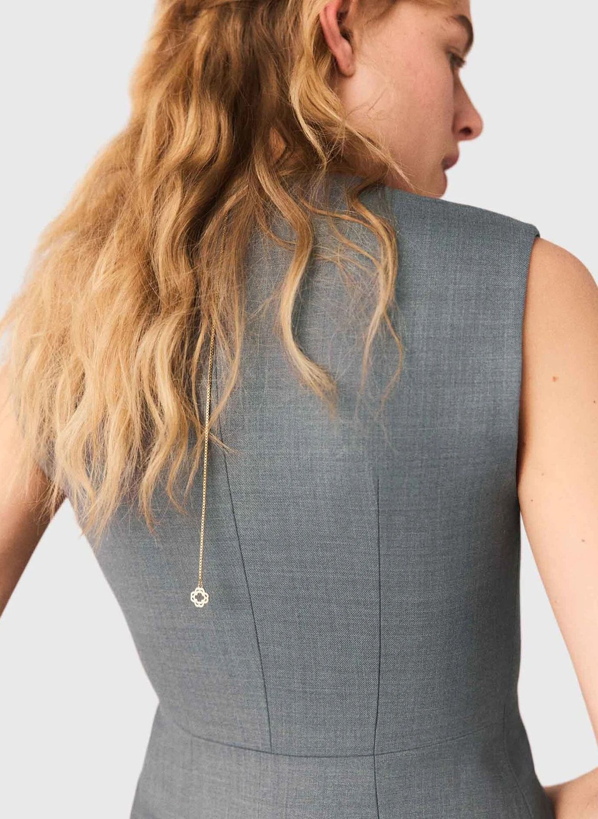 Gilet tailleur sans manches col v MAJE Gris