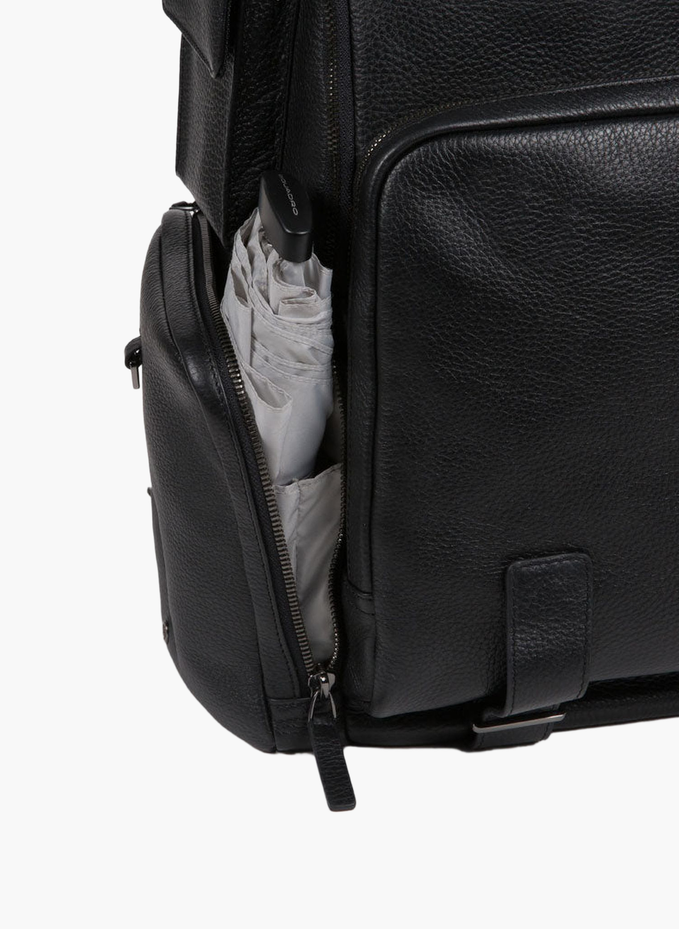 Leather laptop backpack 15.6" fast check PIQUADRO Black